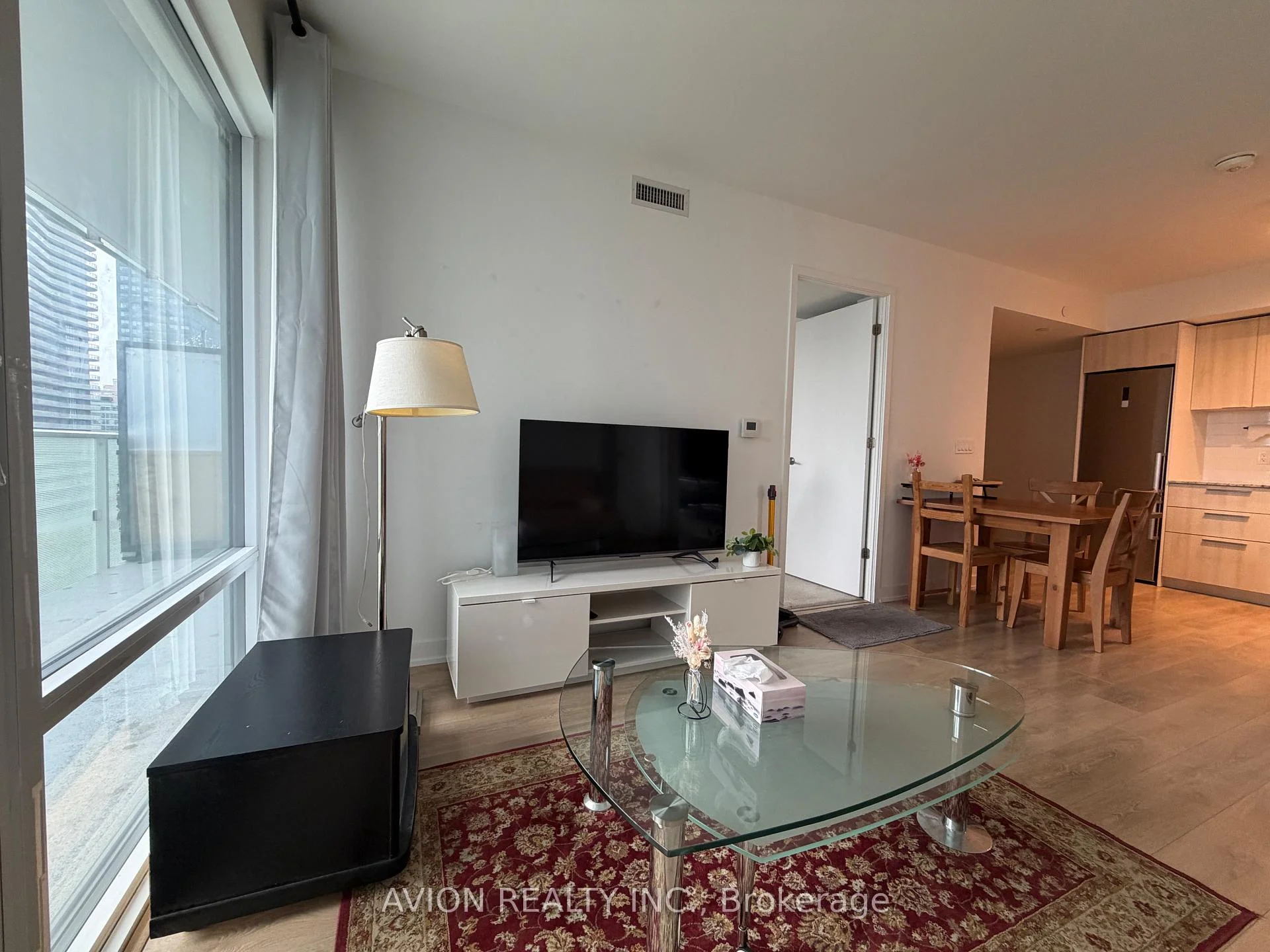 Photo of Unit 1112, 501 Yonge Street