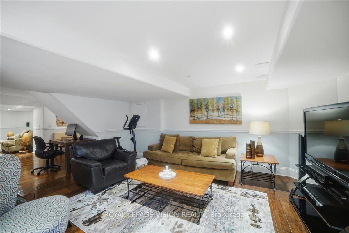 Photo 33 of 106 Copley Street, Pickering, Highbush — HOMEH