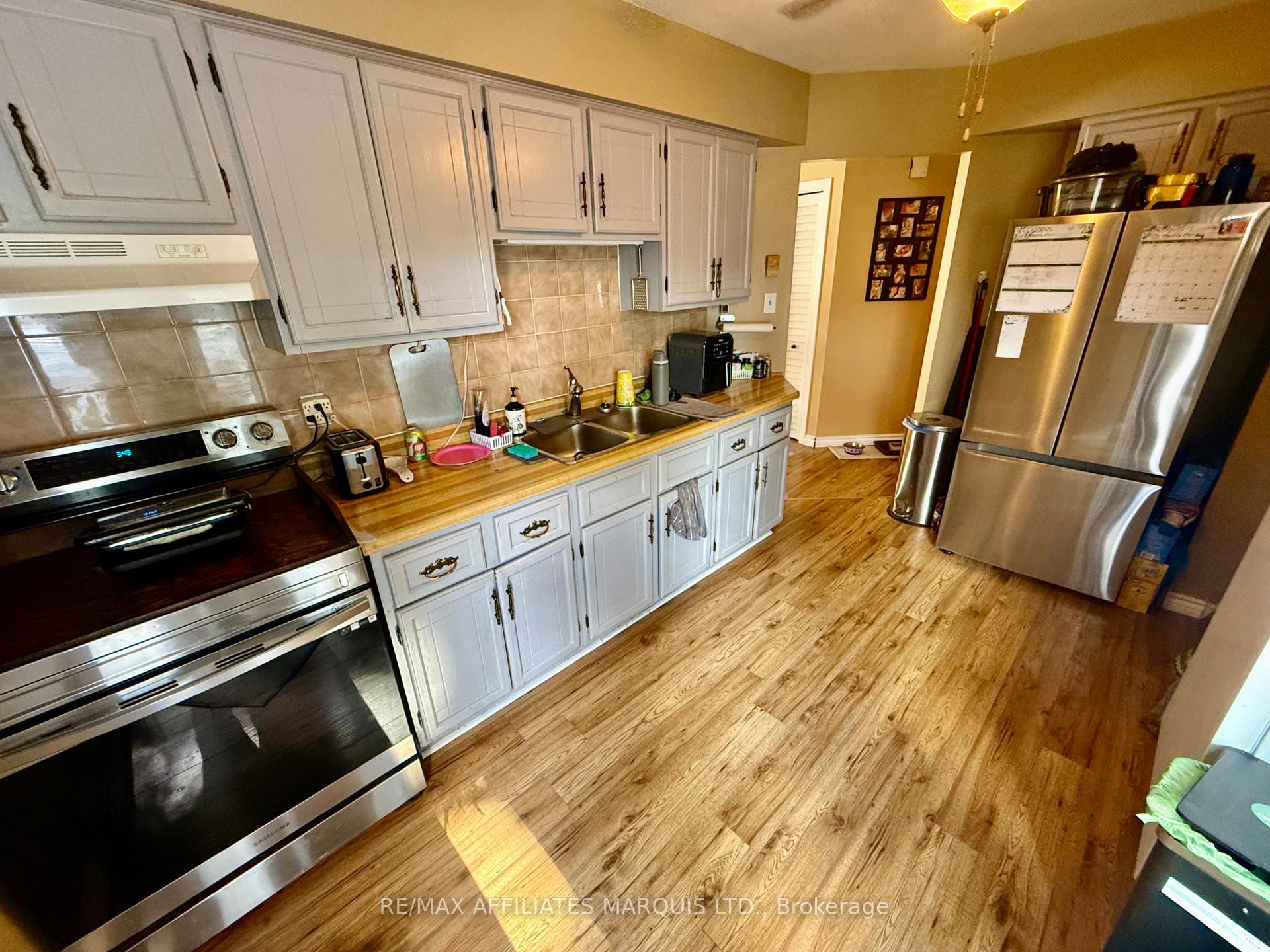 Photo 10 of 574 Lynwood Drive, Cornwall, Cornwall — HOMEH