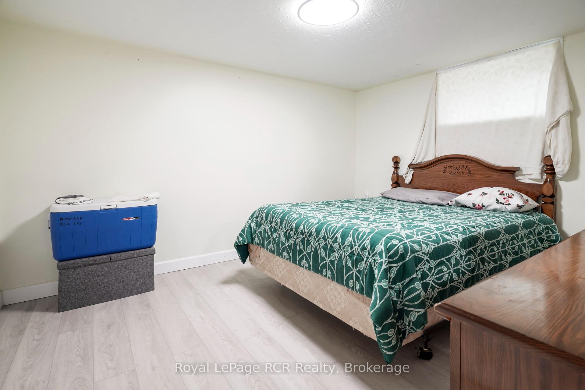 Photo 31 of 16 Patrick Street W, North Huron, Wingham — HOMEH