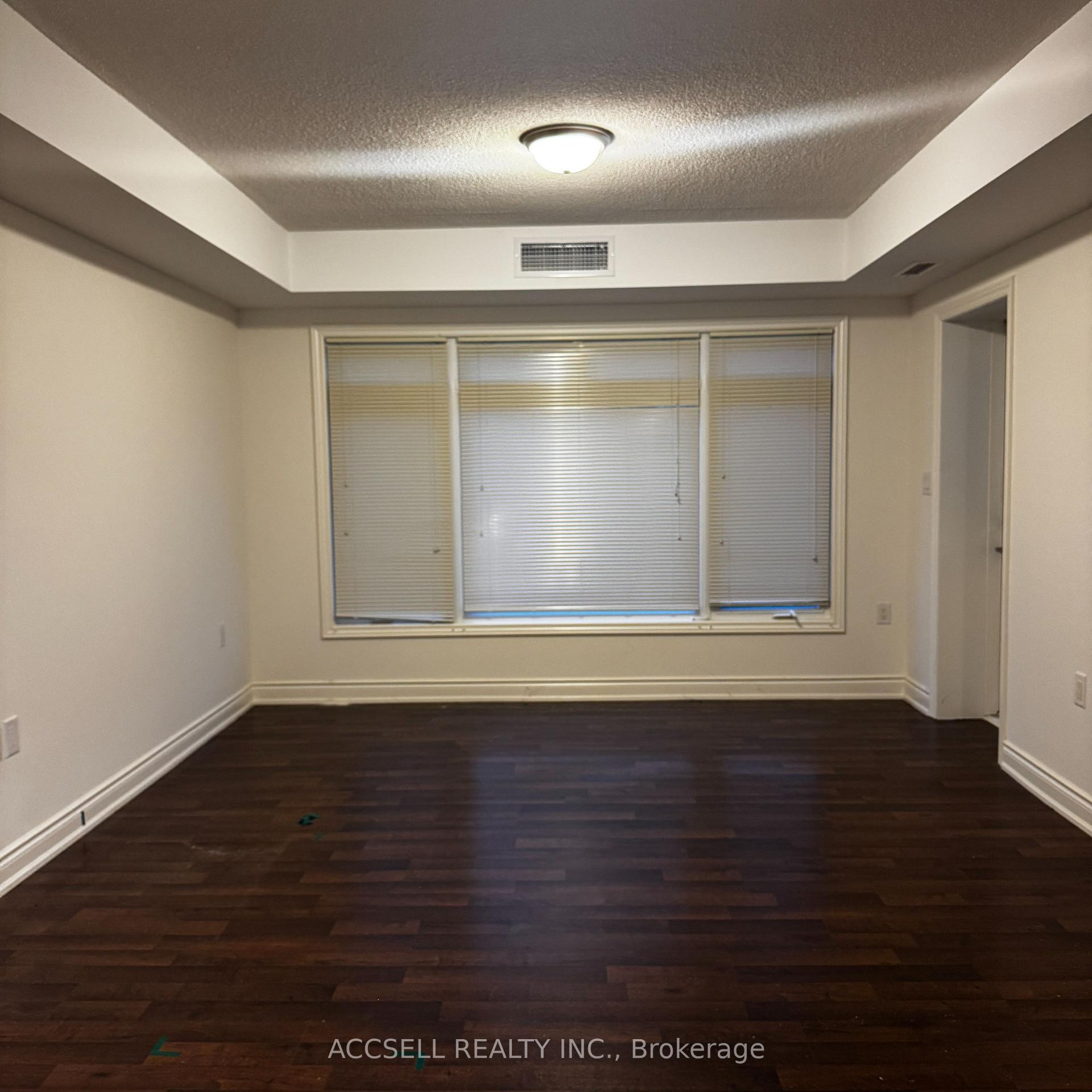 Photo 4 of Unit 406, 149 Church Street, King, Schomberg — HOMEH