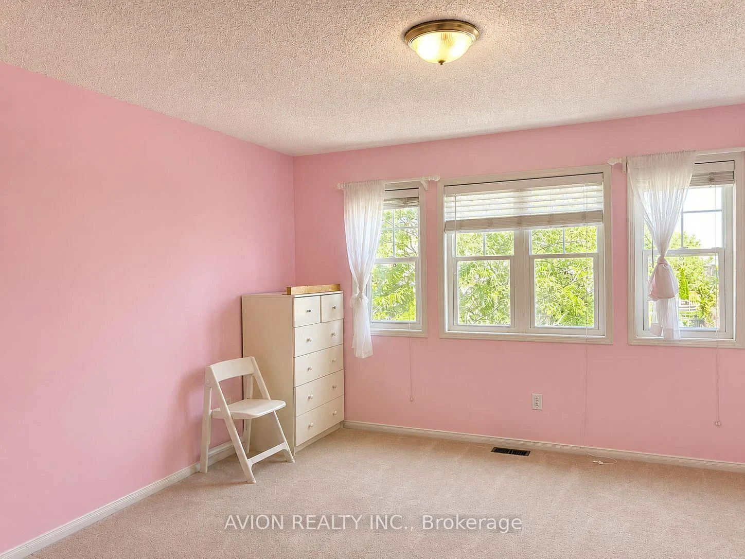 Photo 7 of 5 Ulson Drive, Richmond Hill, Oak Ridges — HOMEH