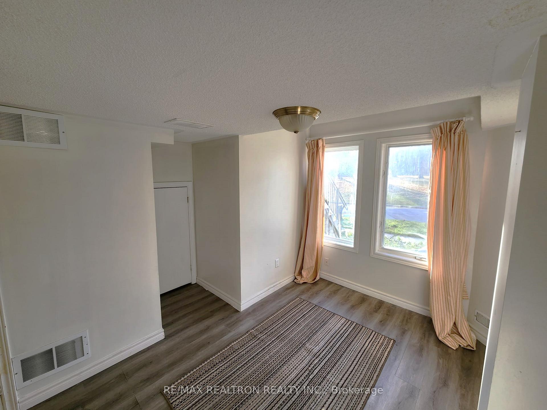 Photo 26 of 17 Carnation Road, Markham, Commerce Valley — HOMEH
