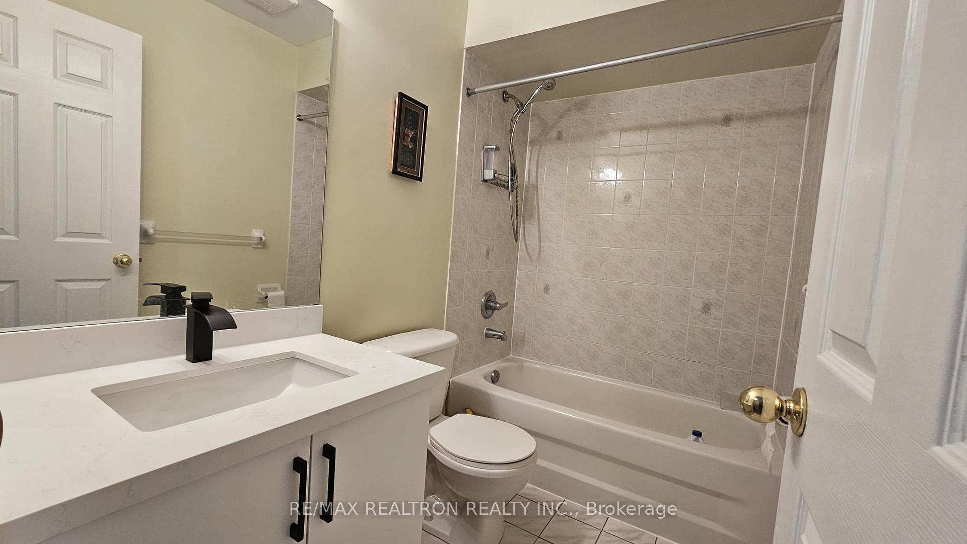 Photo 28 of 17 Carnation Road, Markham, Commerce Valley — HOMEH