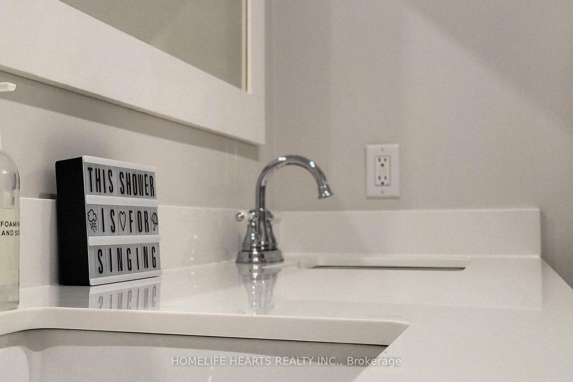 Photo 29 of 213 Park Drive, Whitchurch-Stouffville, Stouffville — HOMEH