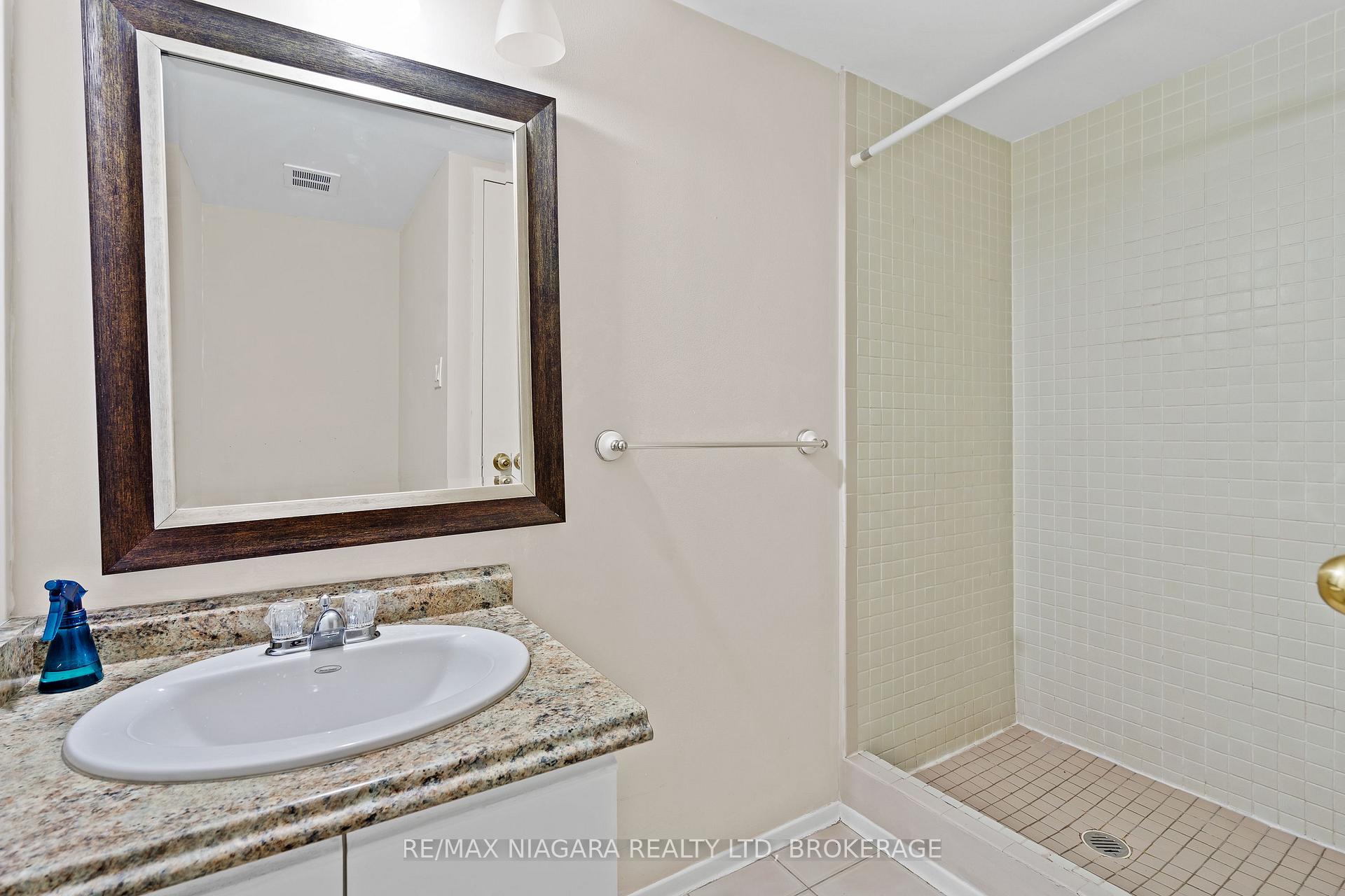 Photo 23 of Unit 502, 7 Gale Crescent, St. Catharines, E. Chester — HOMEH