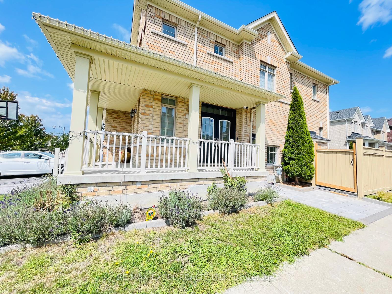 Photo 3 of 2 Peter Miller Street N, Aurora, Rural Aurora — HOMEH