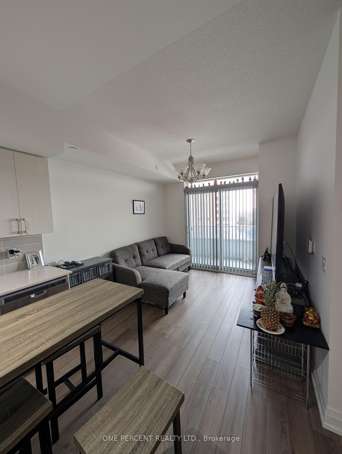 Photo of Unit 711, 3121 Sheppard Avenue E