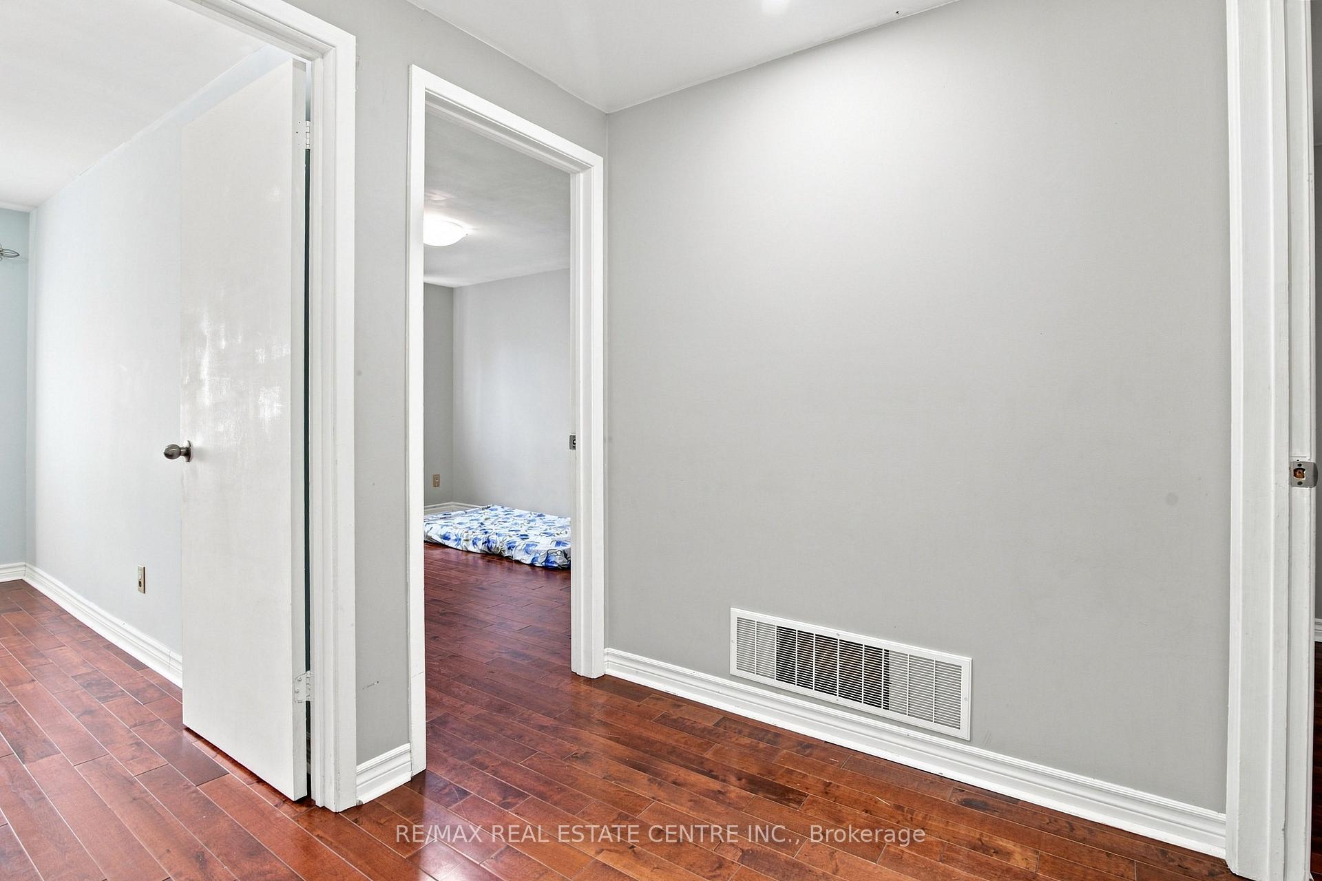 Photo 12 of Unit 49, 44 Franklin Court, Brampton, Bramalea West Industrial — HOMEH