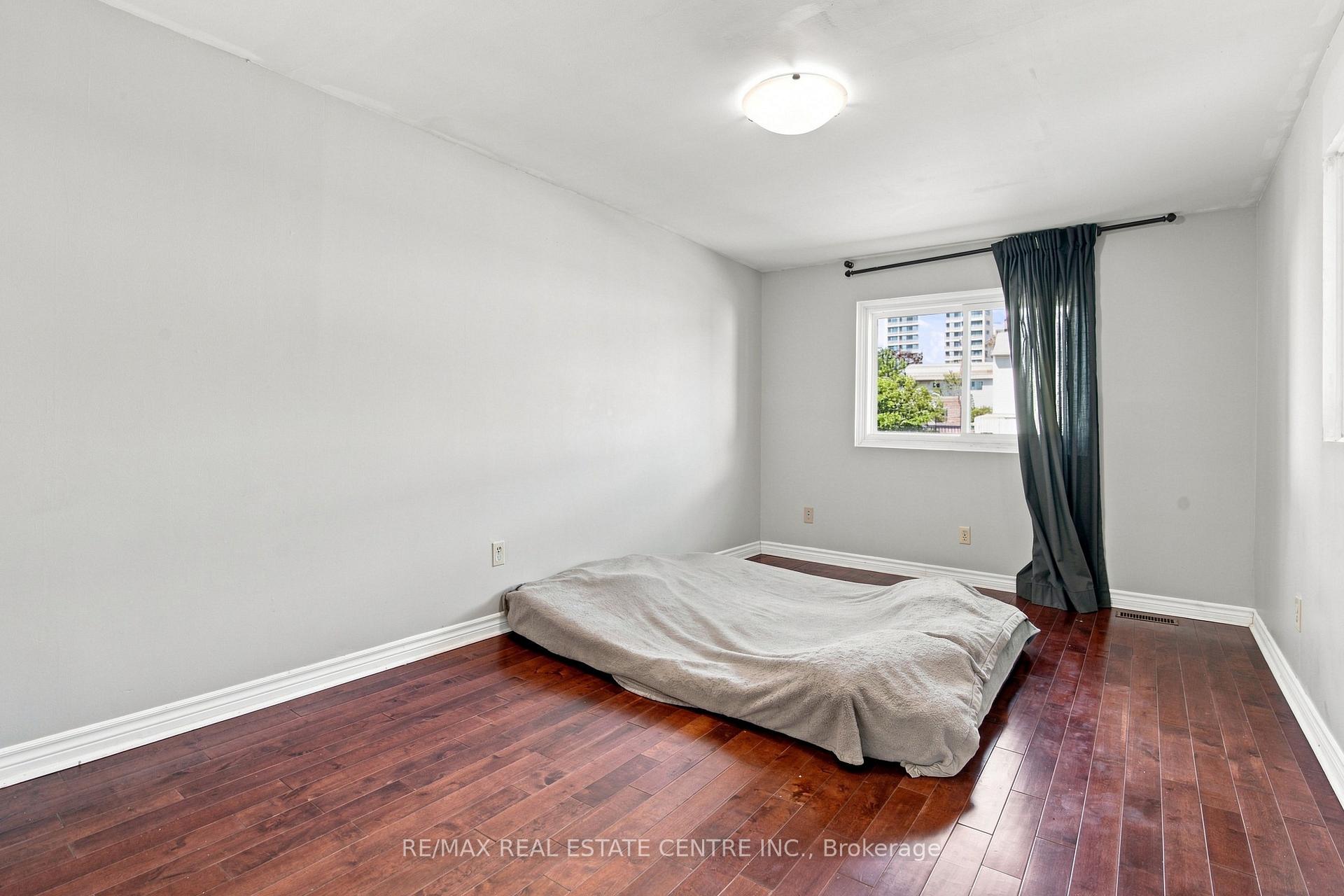 Photo 14 of Unit 49, 44 Franklin Court, Brampton, Bramalea West Industrial — HOMEH