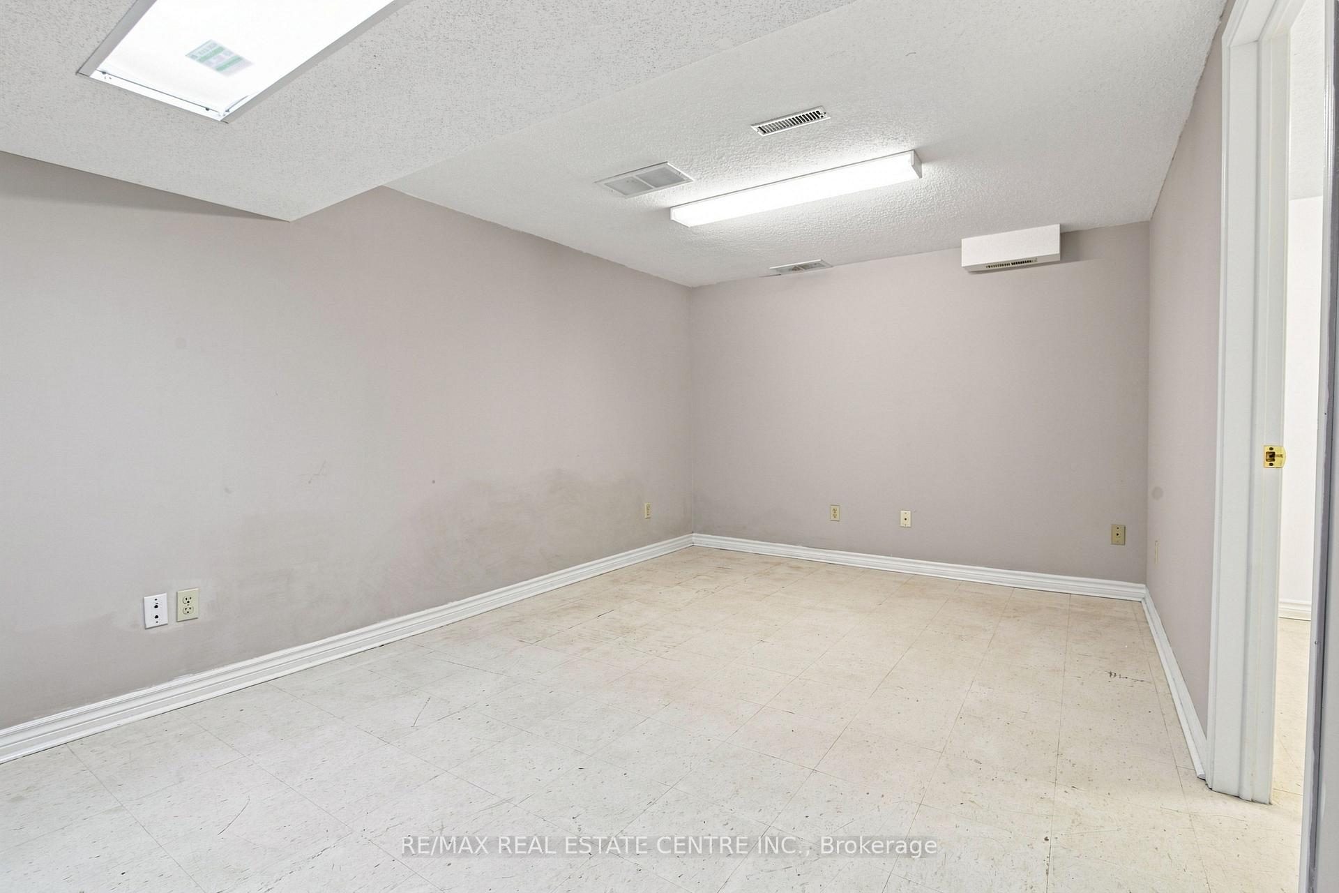 Photo 23 of Unit 49, 44 Franklin Court, Brampton, Bramalea West Industrial — HOMEH
