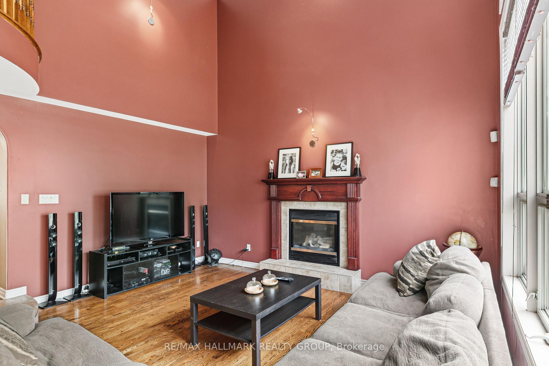 Photo 14 of 9 Blackshire Circle, Ottawa, Barrhaven - Stonebridge — HOMEH