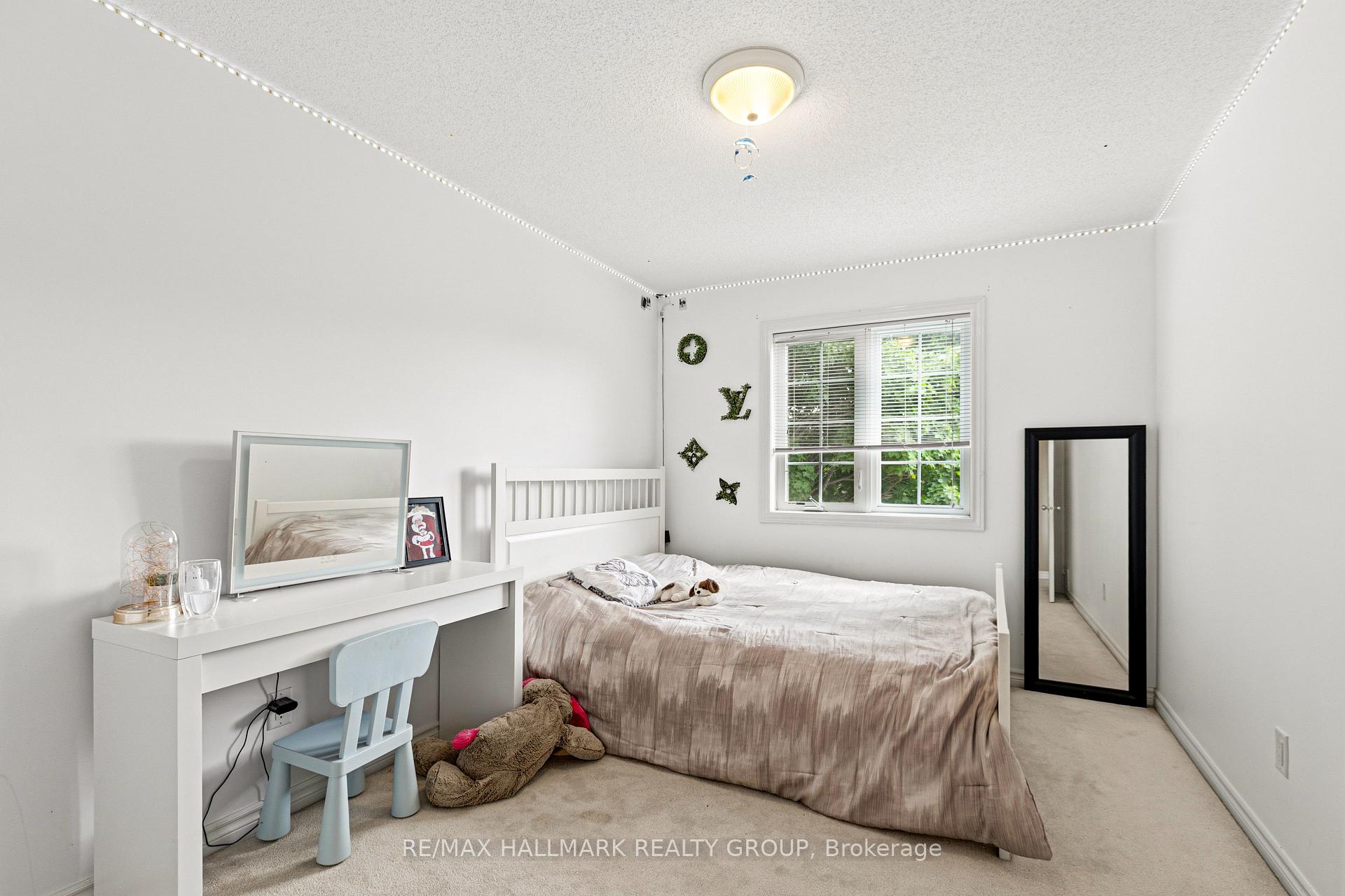 Photo 34 of 9 Blackshire Circle, Ottawa, Barrhaven - Stonebridge — HOMEH