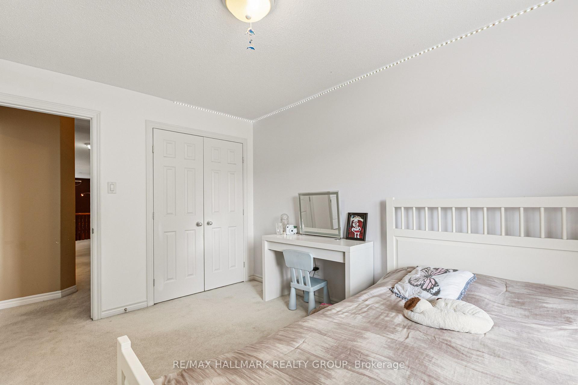 Photo 35 of 9 Blackshire Circle, Ottawa, Barrhaven - Stonebridge — HOMEH