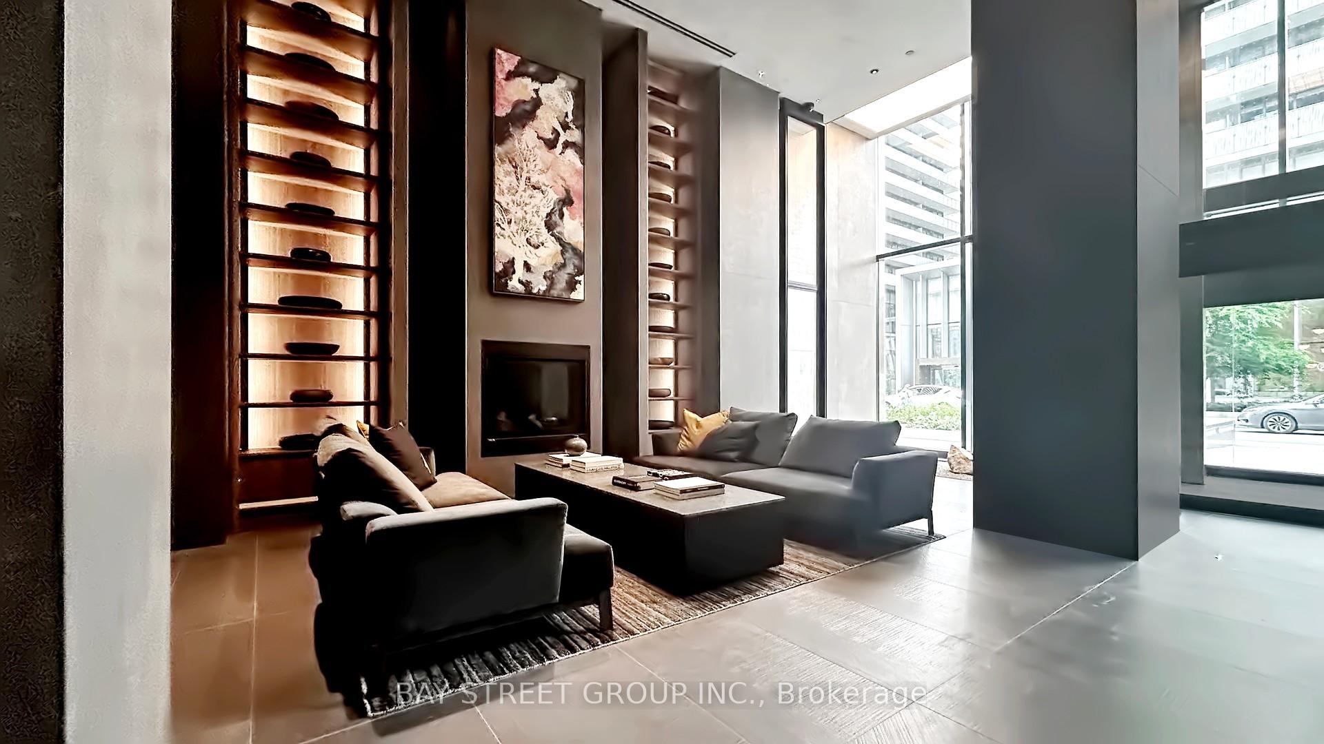 Photo 5 of Unit 4702, 55 Charles Street, Toronto, Church-Yonge Corridor — HOMEH