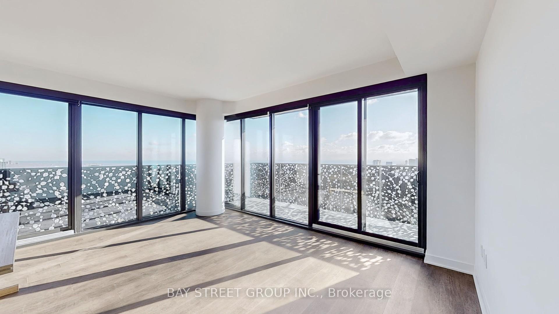 Photo 10 of Unit 4702, 55 Charles Street, Toronto, Church-Yonge Corridor — HOMEH
