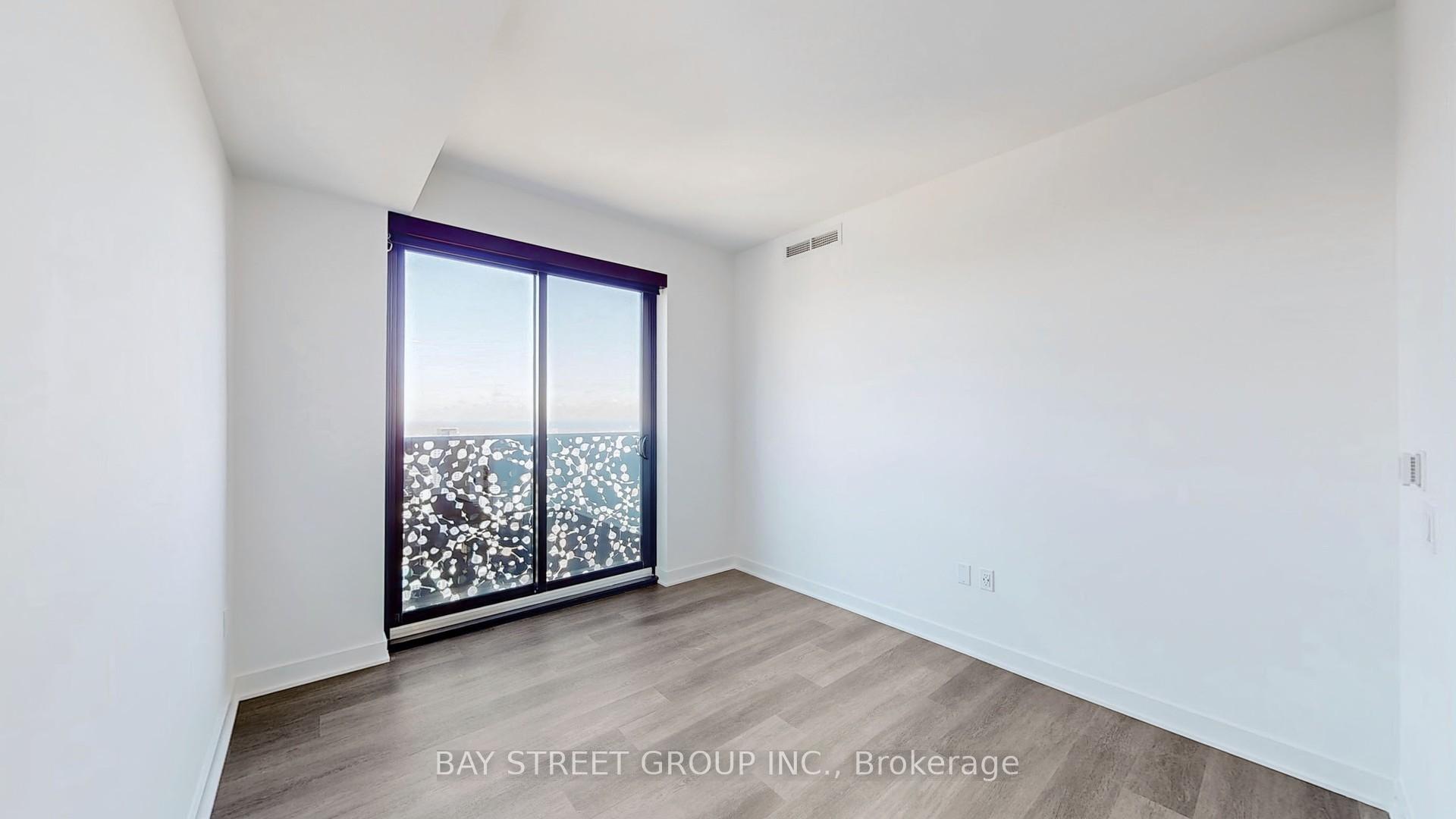 Photo 17 of Unit 4702, 55 Charles Street, Toronto, Church-Yonge Corridor — HOMEH