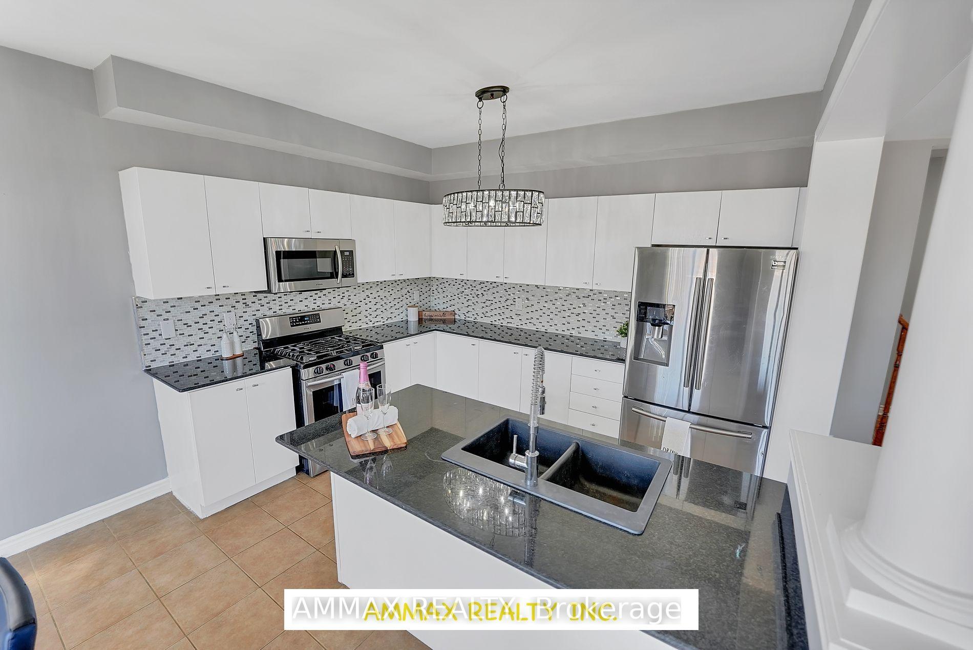 Photo 14 of 51 Baxter Street, Clarington, Bowmanville — HOMEH