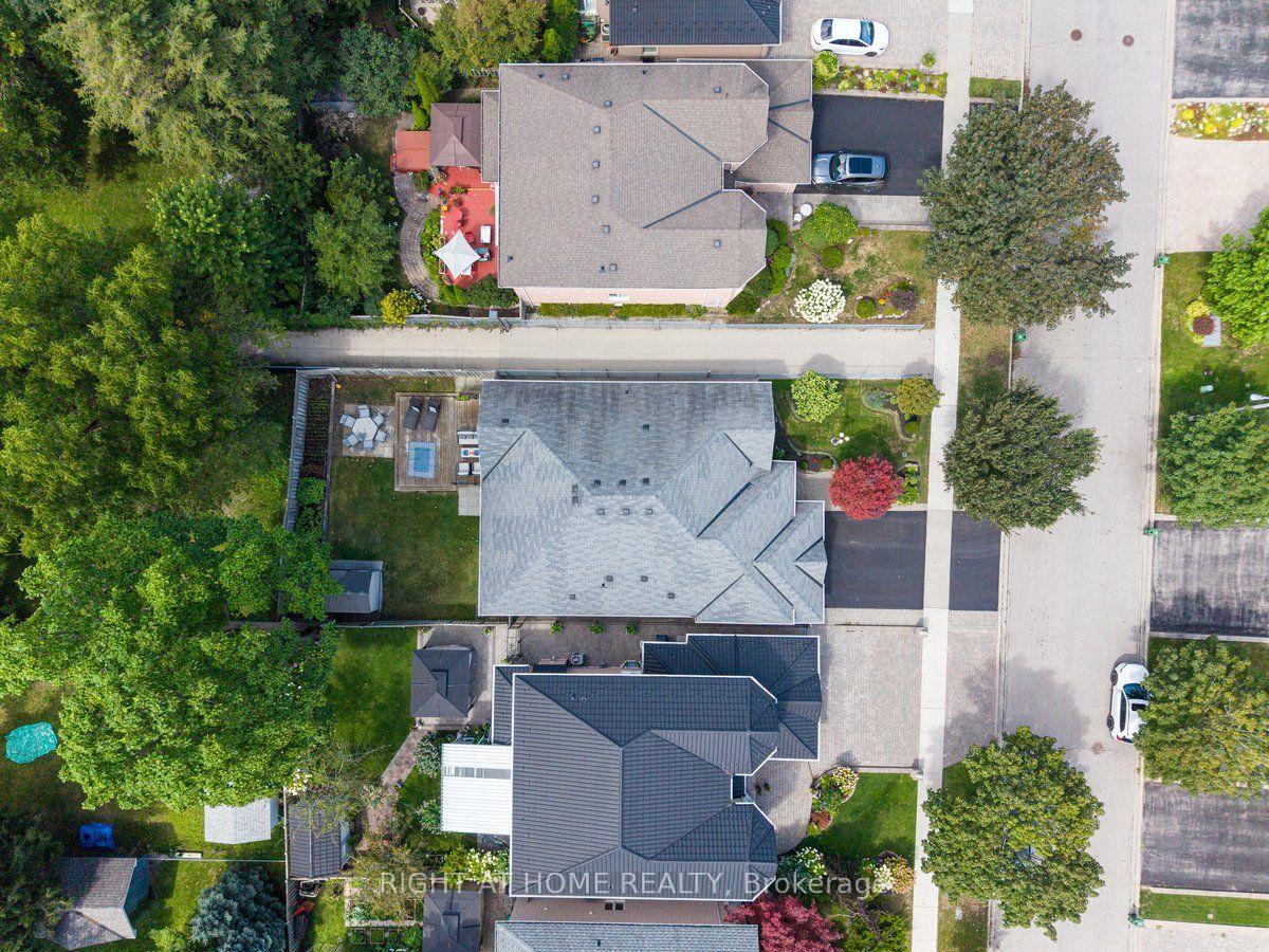 Photo 6 of 22 Romac Drive, Scarborough, Highland Creek — HOMEH