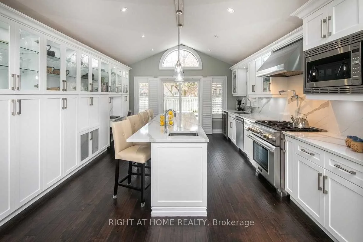 Photo 13 of 22 Romac Drive, Scarborough, Highland Creek — HOMEH