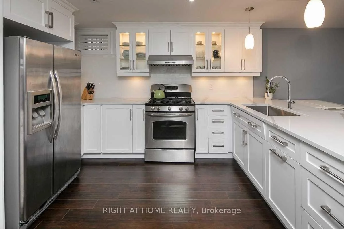 Photo 32 of 22 Romac Drive, Scarborough, Highland Creek — HOMEH