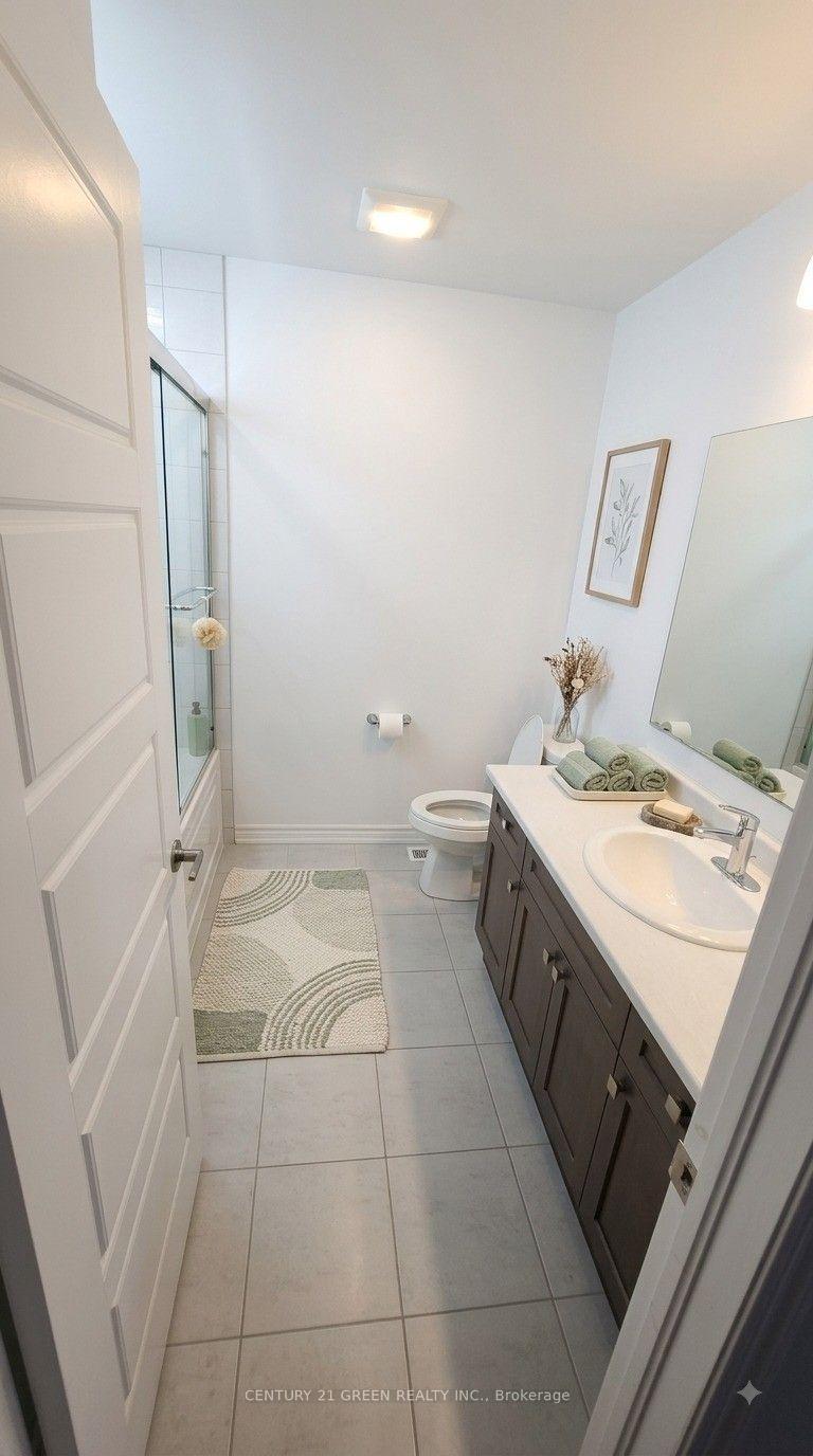 Photo 3 of 1549 Cranberry Crescent, Milton, Cobban — HOMEH