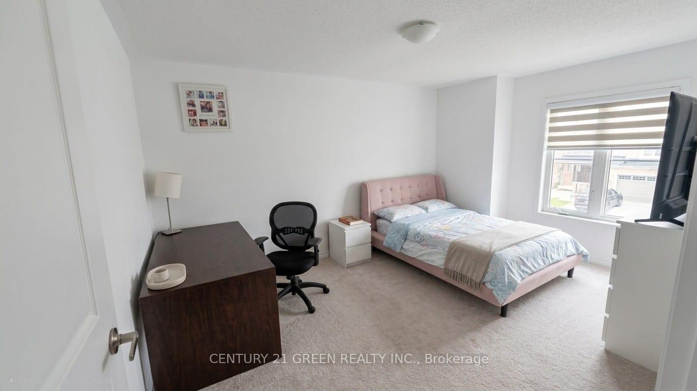 Photo 5 of 1549 Cranberry Crescent, Milton, Cobban — HOMEH