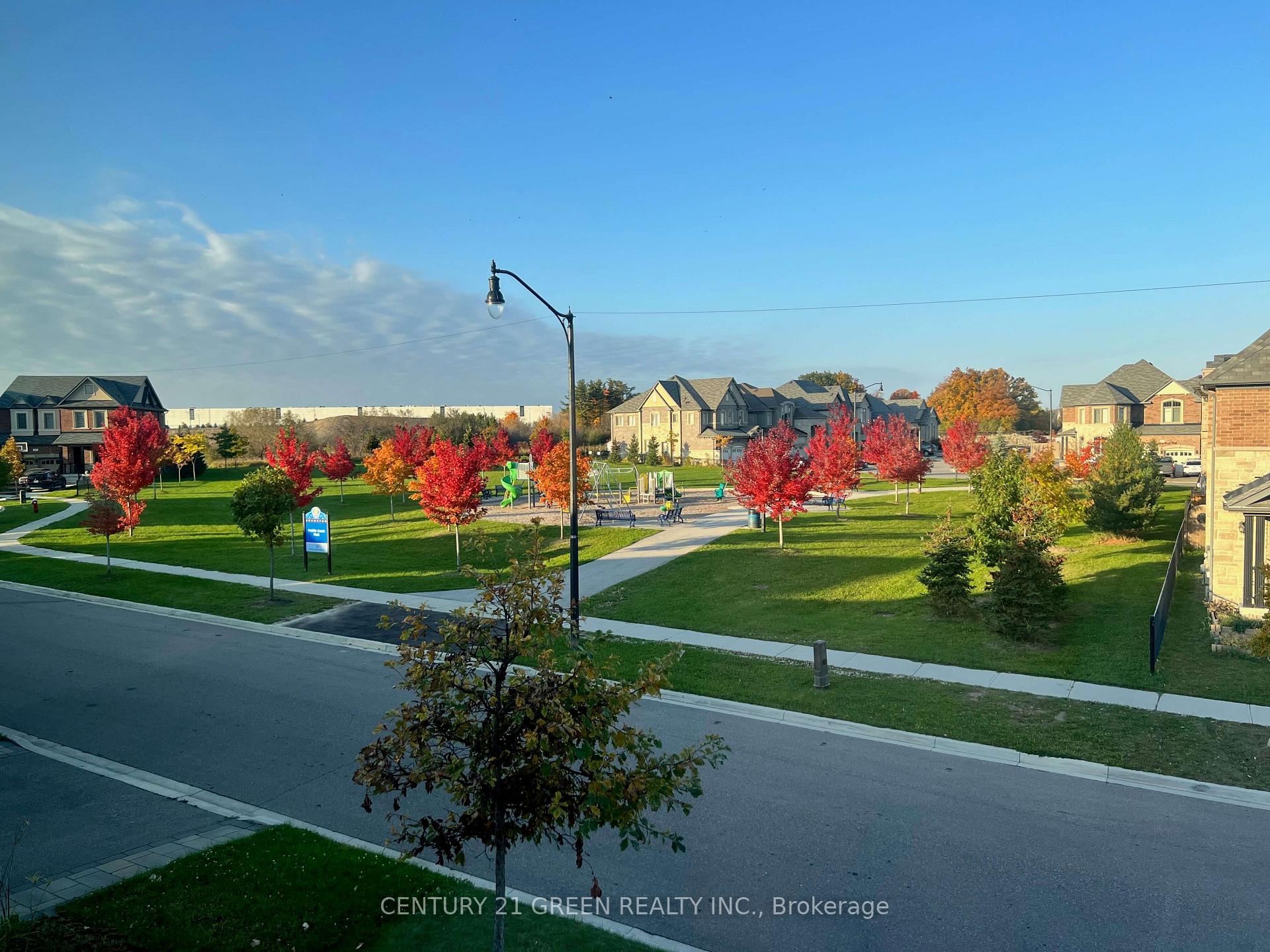 Photo 16 of 37 Prairie Creek Crescent, Brampton, Bram West — HOMEH