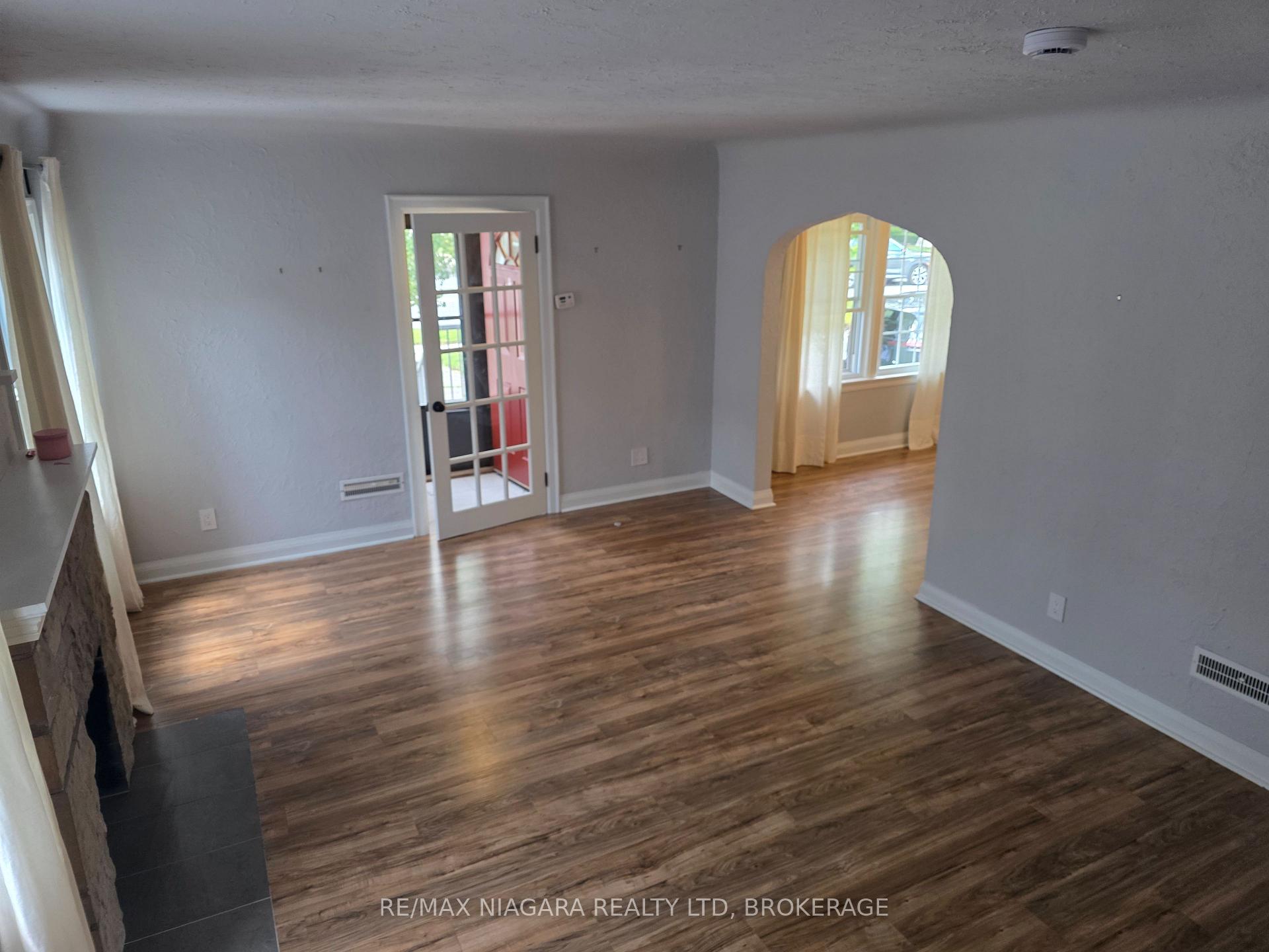Photo 8 of 5944 Dorchester Road, Niagara Falls, Dorchester — HOMEH