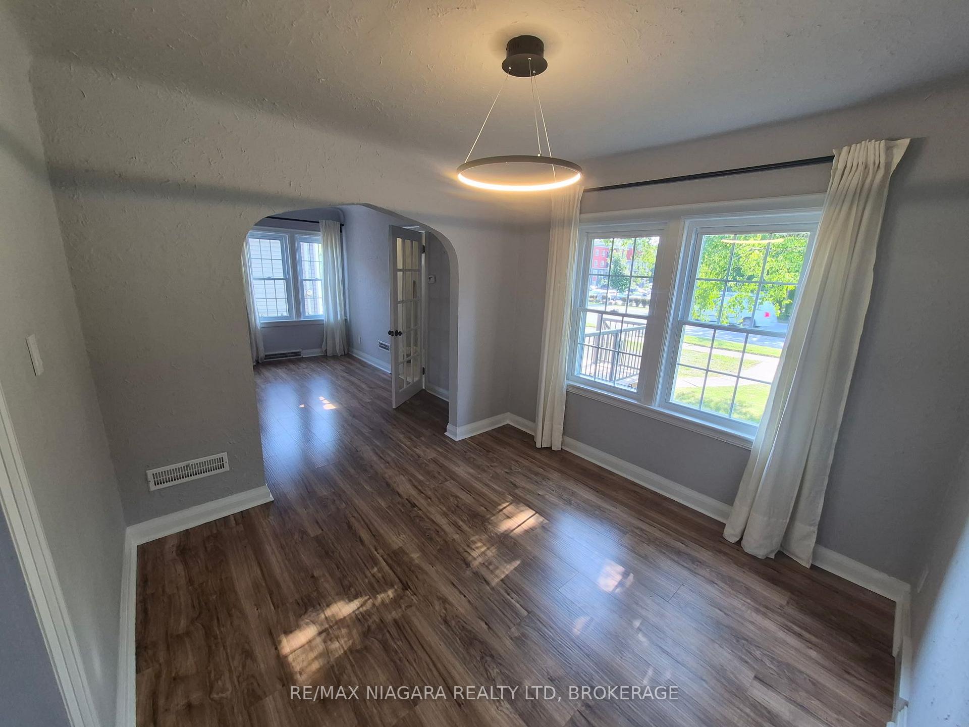 Photo 14 of 5944 Dorchester Road, Niagara Falls, Dorchester — HOMEH