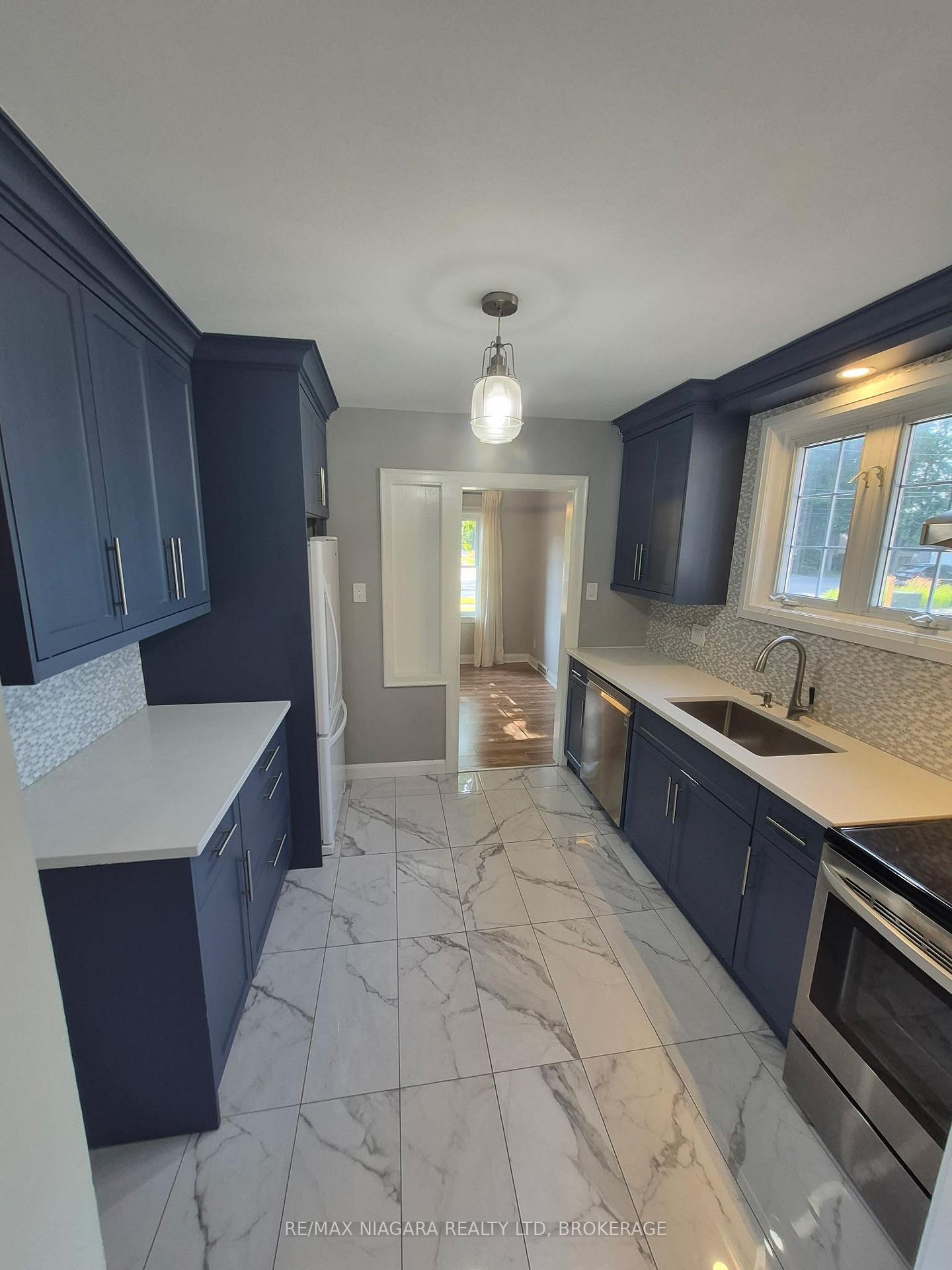 Photo 21 of 5944 Dorchester Road, Niagara Falls, Dorchester — HOMEH