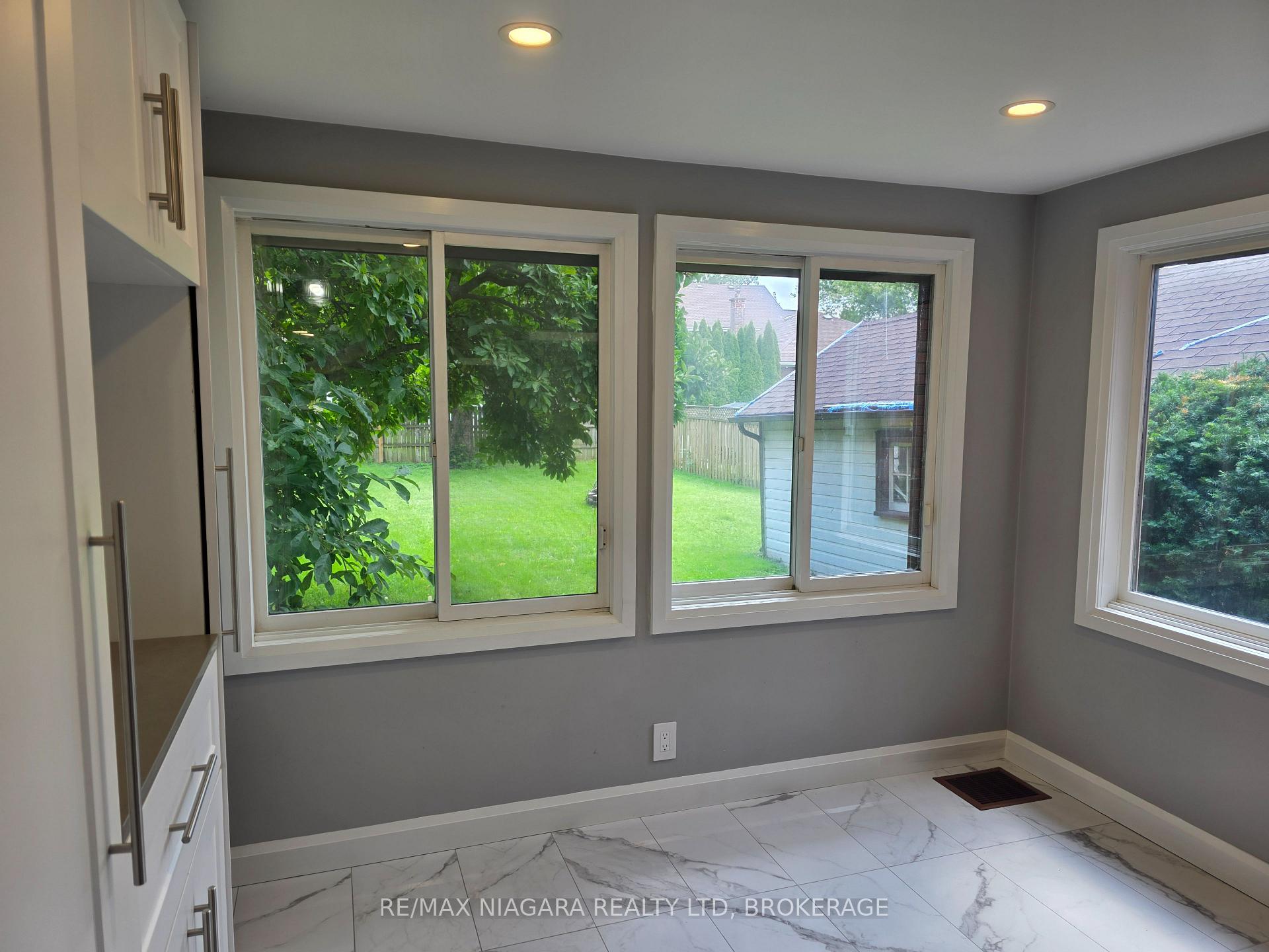 Photo 33 of 5944 Dorchester Road, Niagara Falls, Dorchester — HOMEH