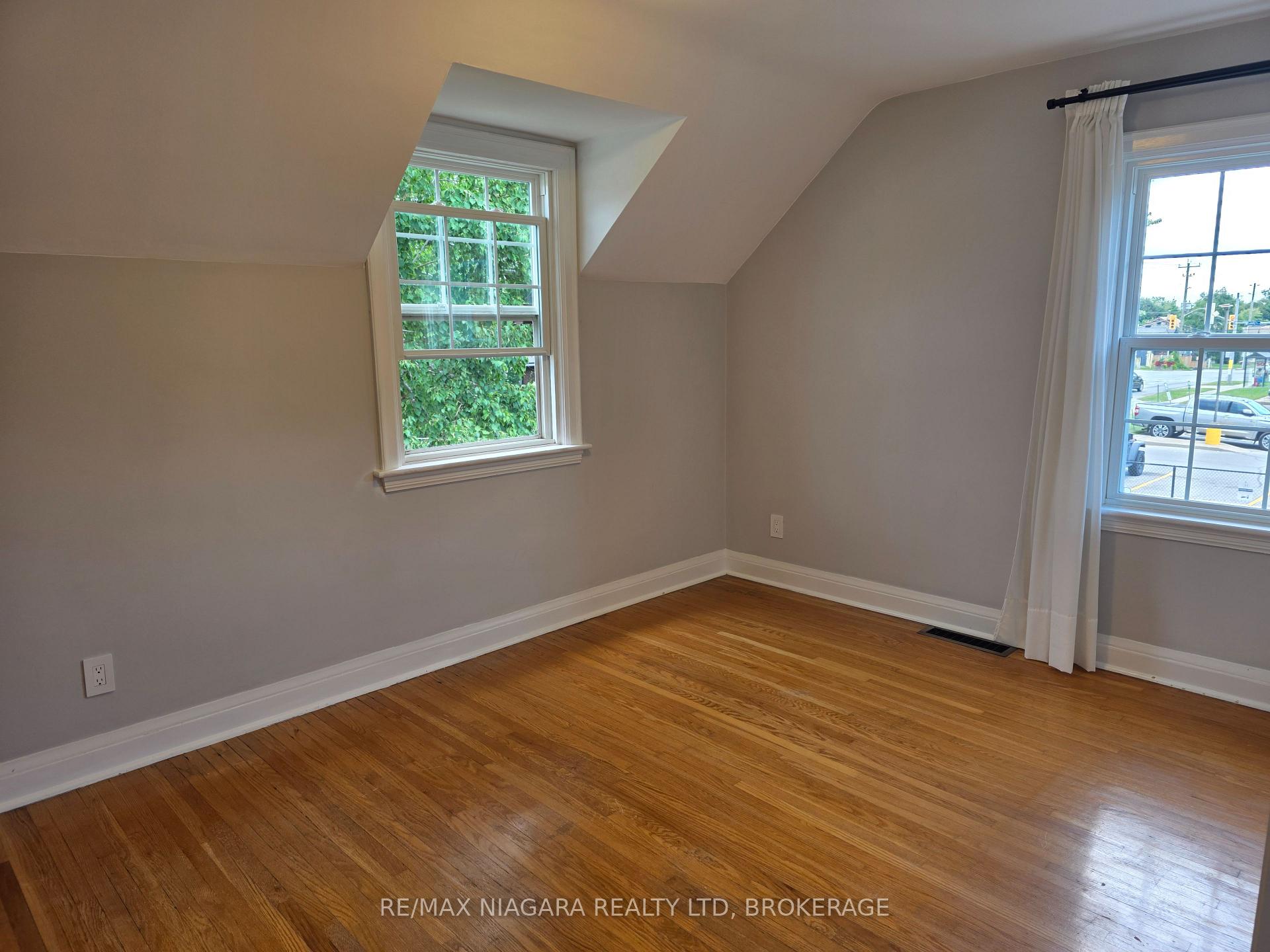 Photo 41 of 5944 Dorchester Road, Niagara Falls, Dorchester — HOMEH