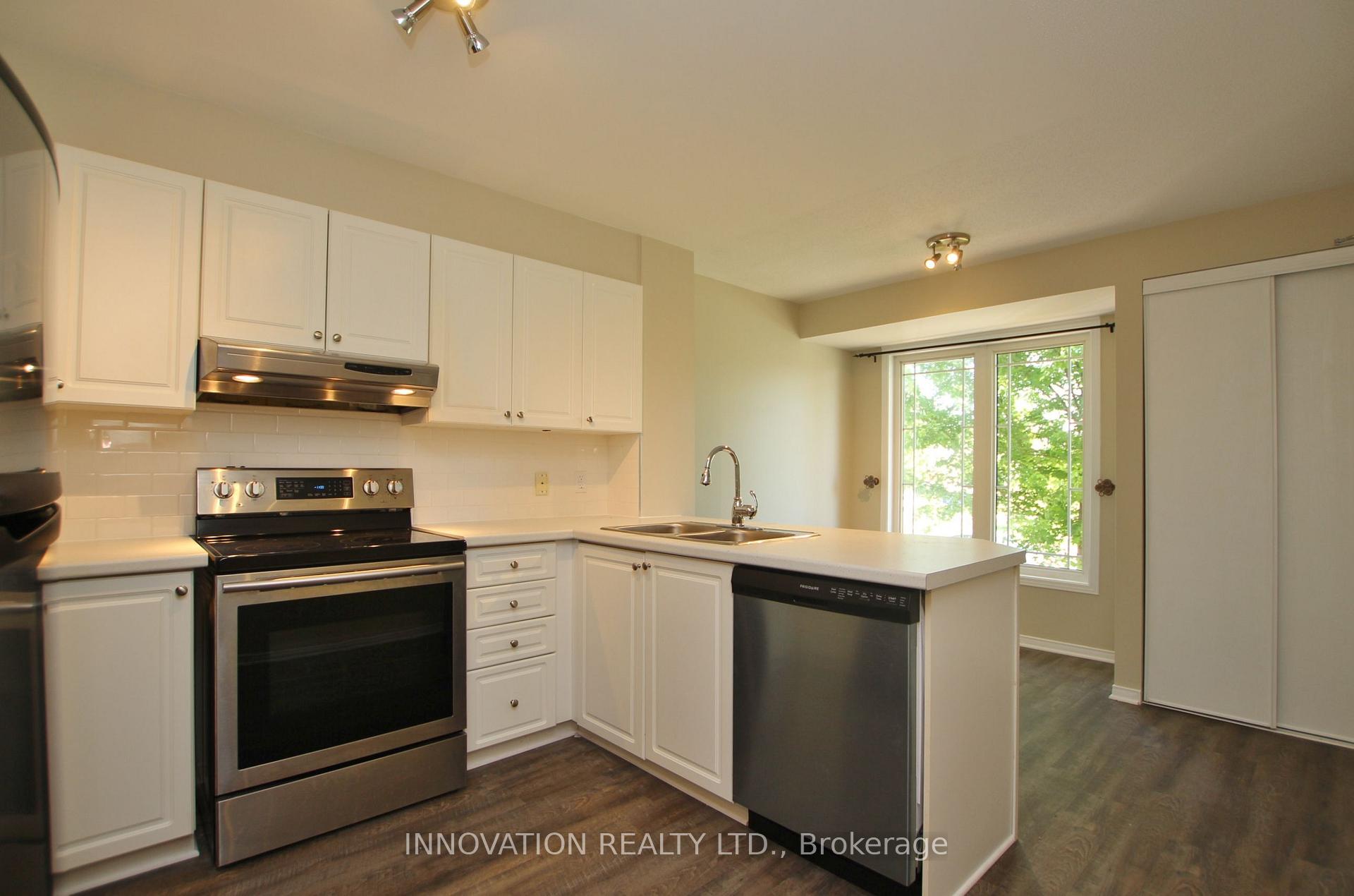 Photo 7 of 308 Crownridge Dr, Ottawa, Kanata - Emerald Meadows/Trailwest — HOMEH