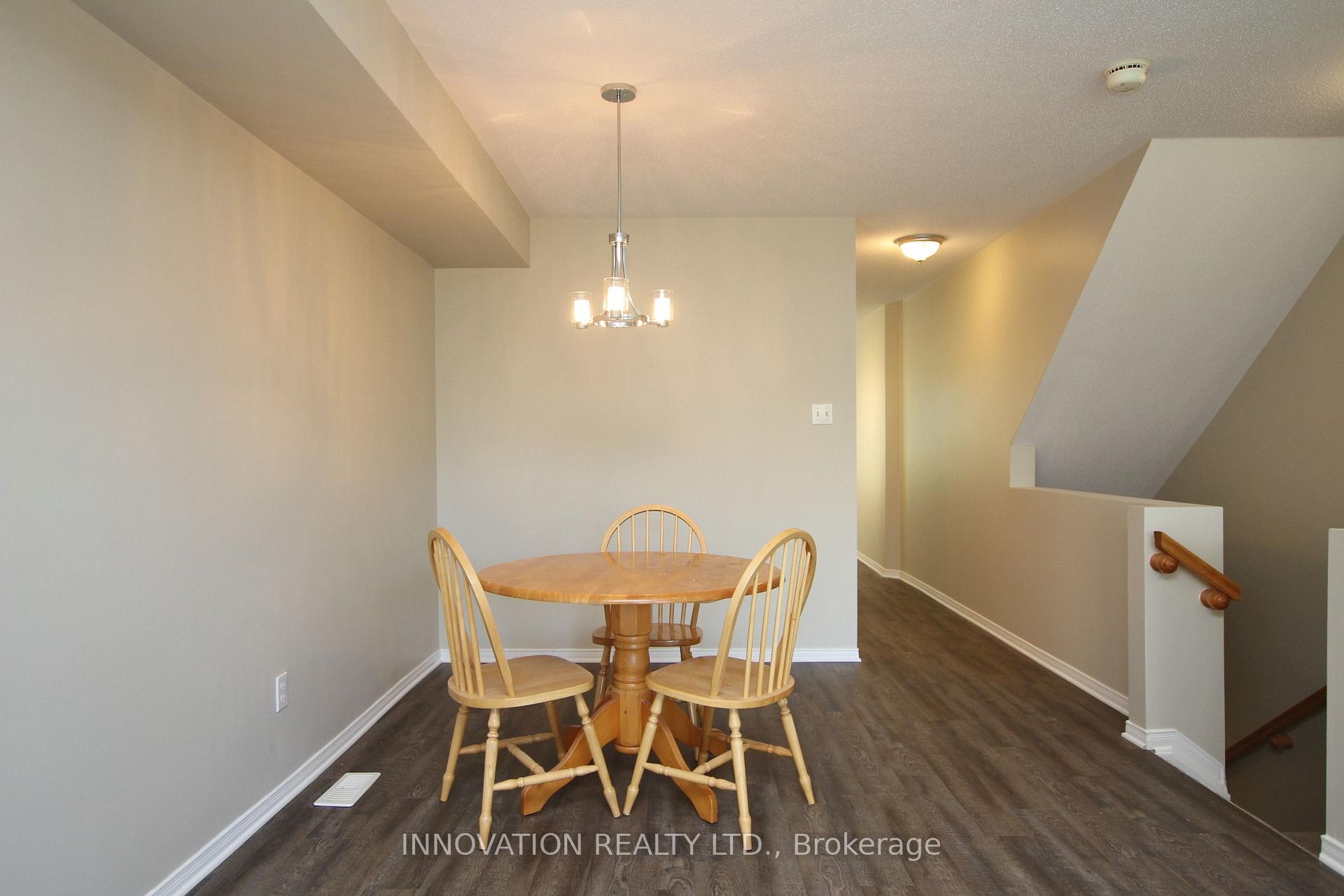 Photo 12 of 308 Crownridge Dr, Ottawa, Kanata - Emerald Meadows/Trailwest — HOMEH