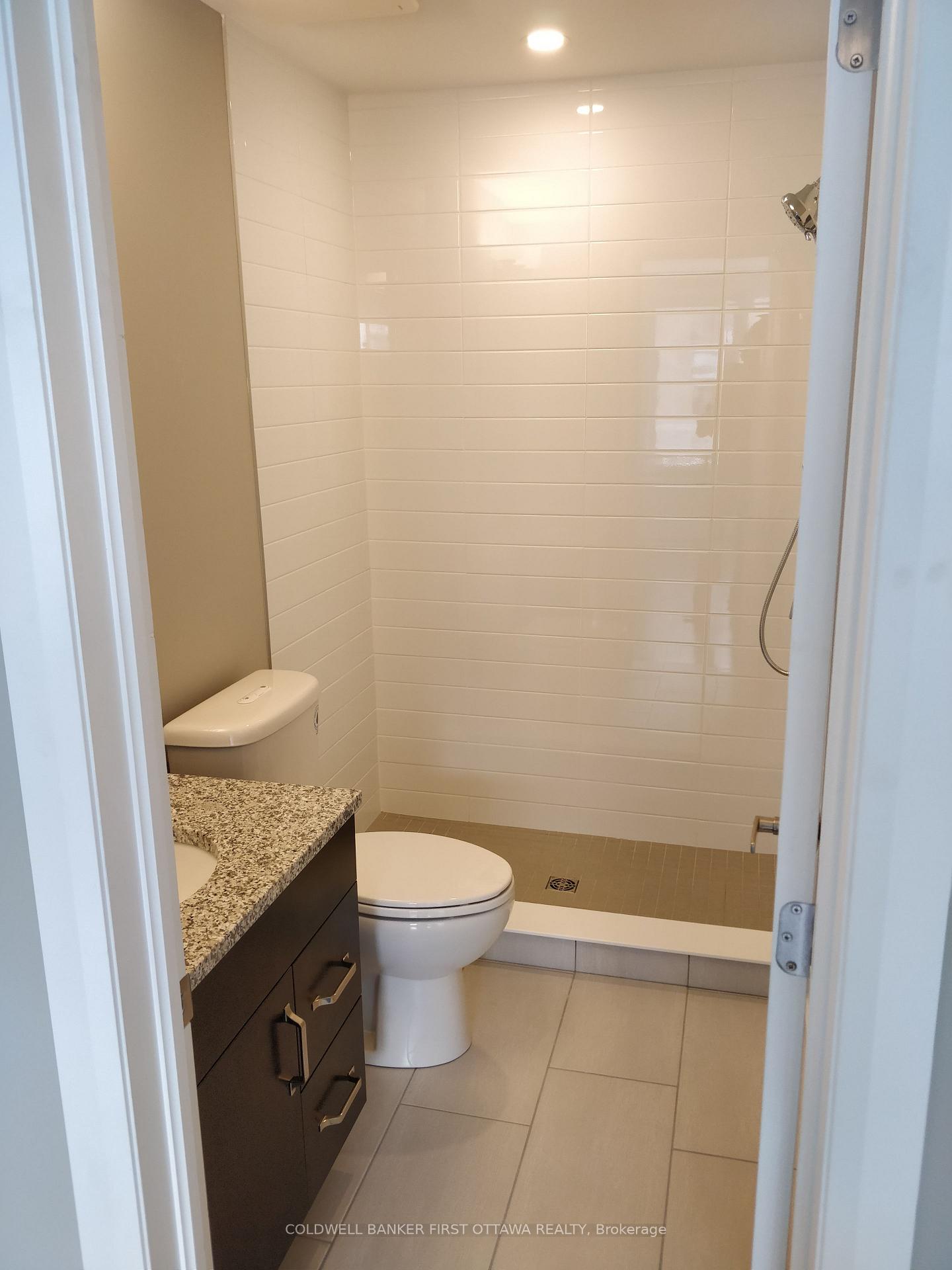 Photo 8 of 73 Oblats Avenue, Ottawa, Ottawa East — HOMEH