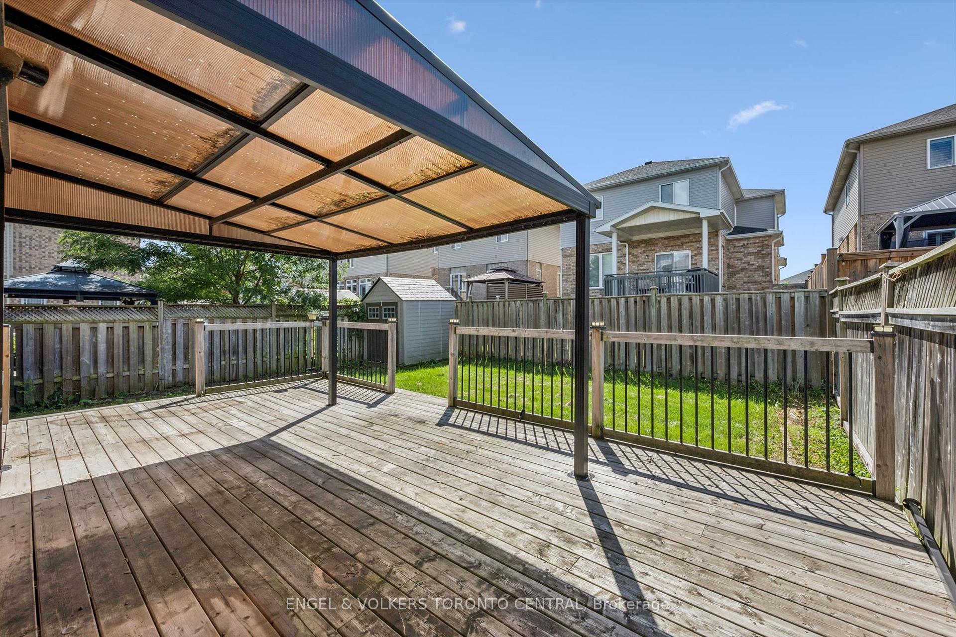 Photo 35 of 909 Pebblecreek Court, Kitchener, Grand River South — HOMEH