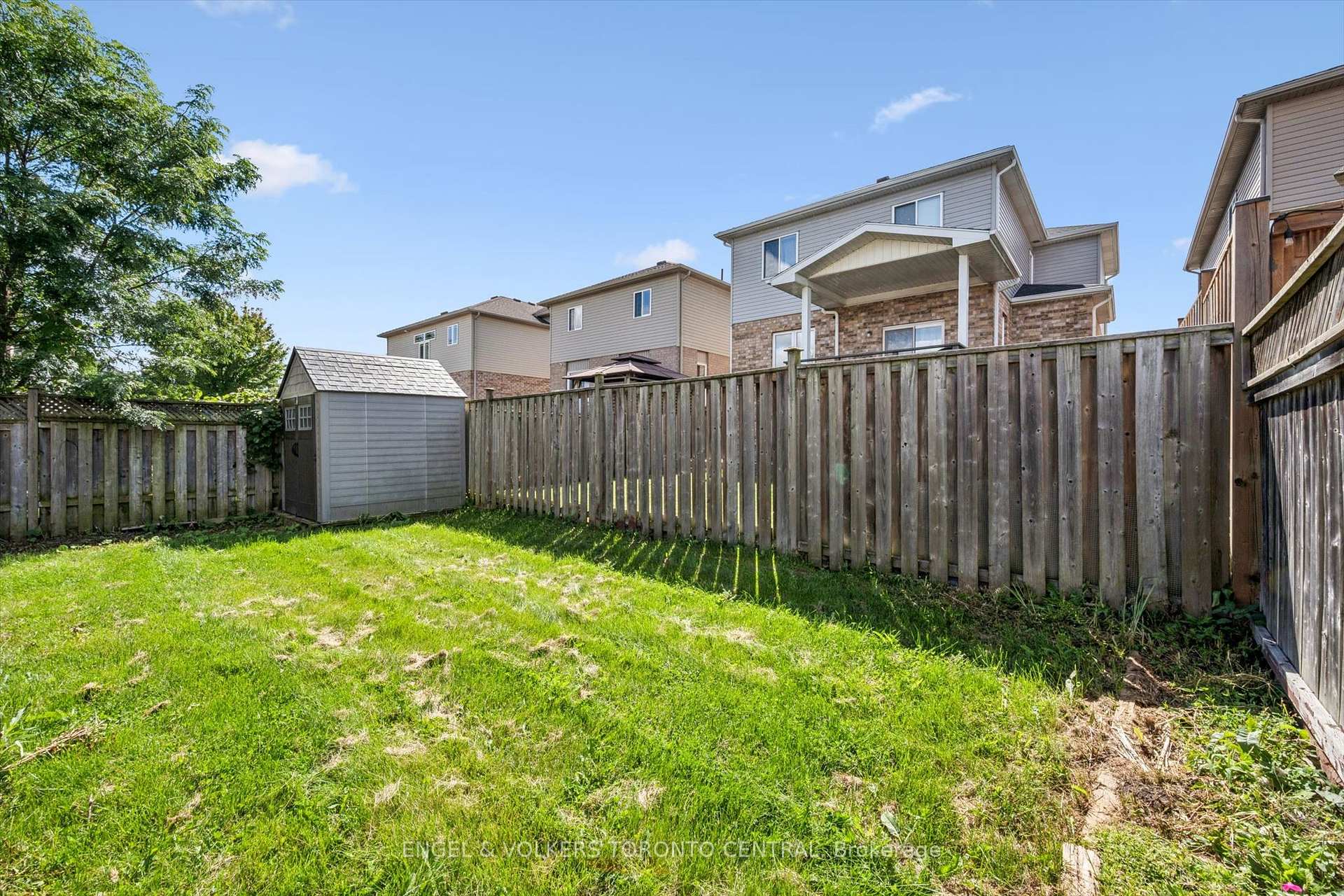 Photo 38 of 909 Pebblecreek Court, Kitchener, Grand River South — HOMEH