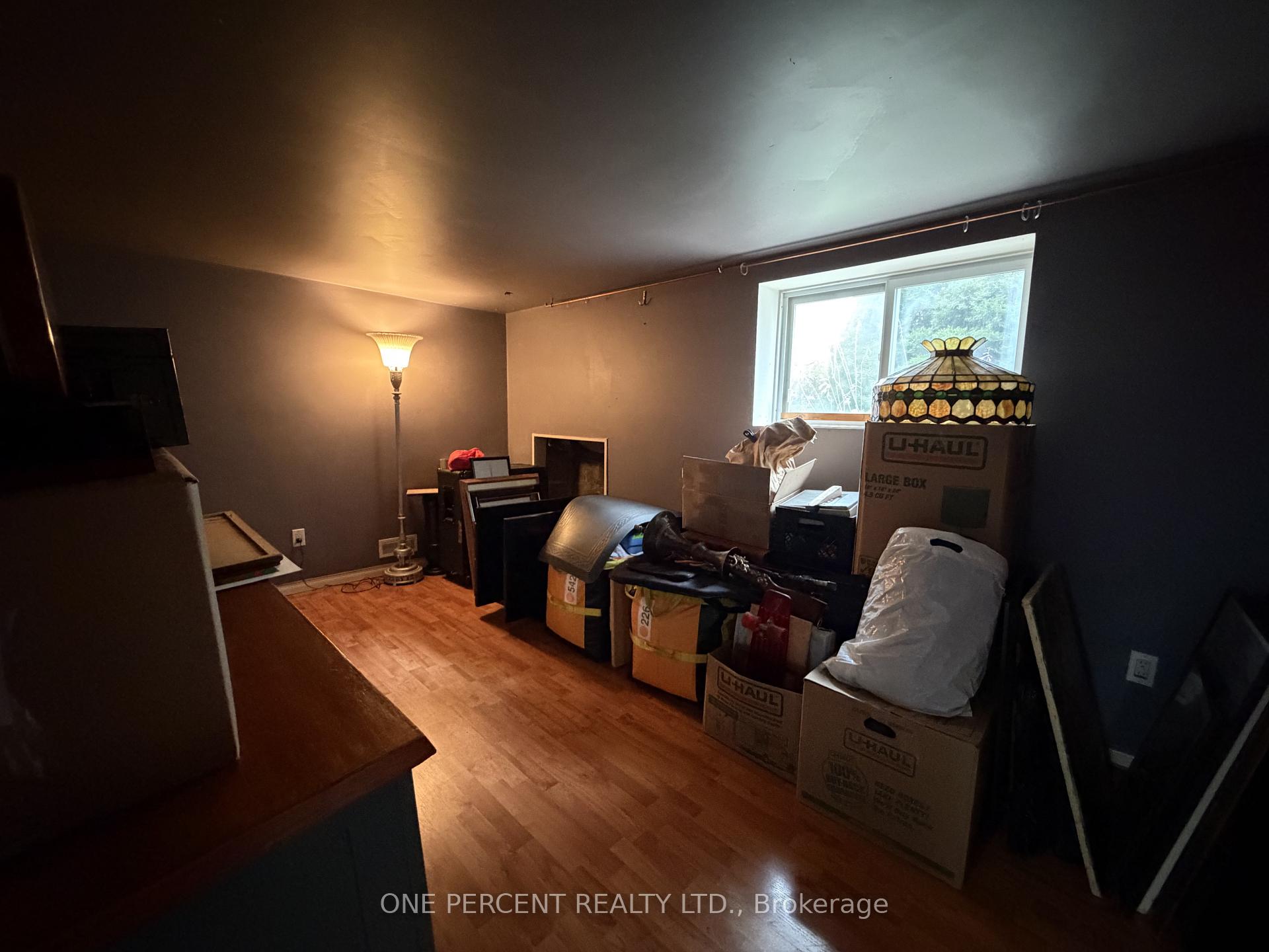 Photo 15 of 112 Yore Road, North York, Beechborough-Greenbrook — HOMEH