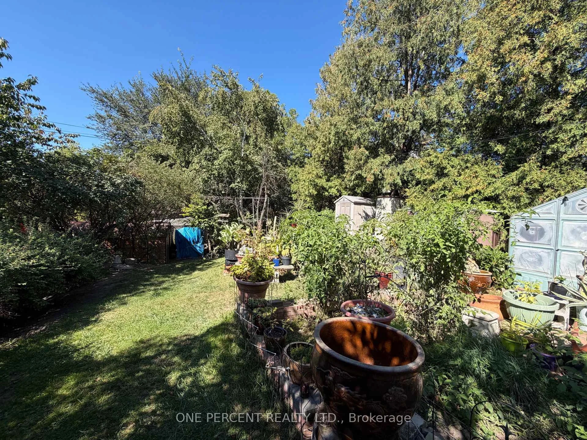 Photo 24 of 112 Yore Road, North York, Beechborough-Greenbrook — HOMEH