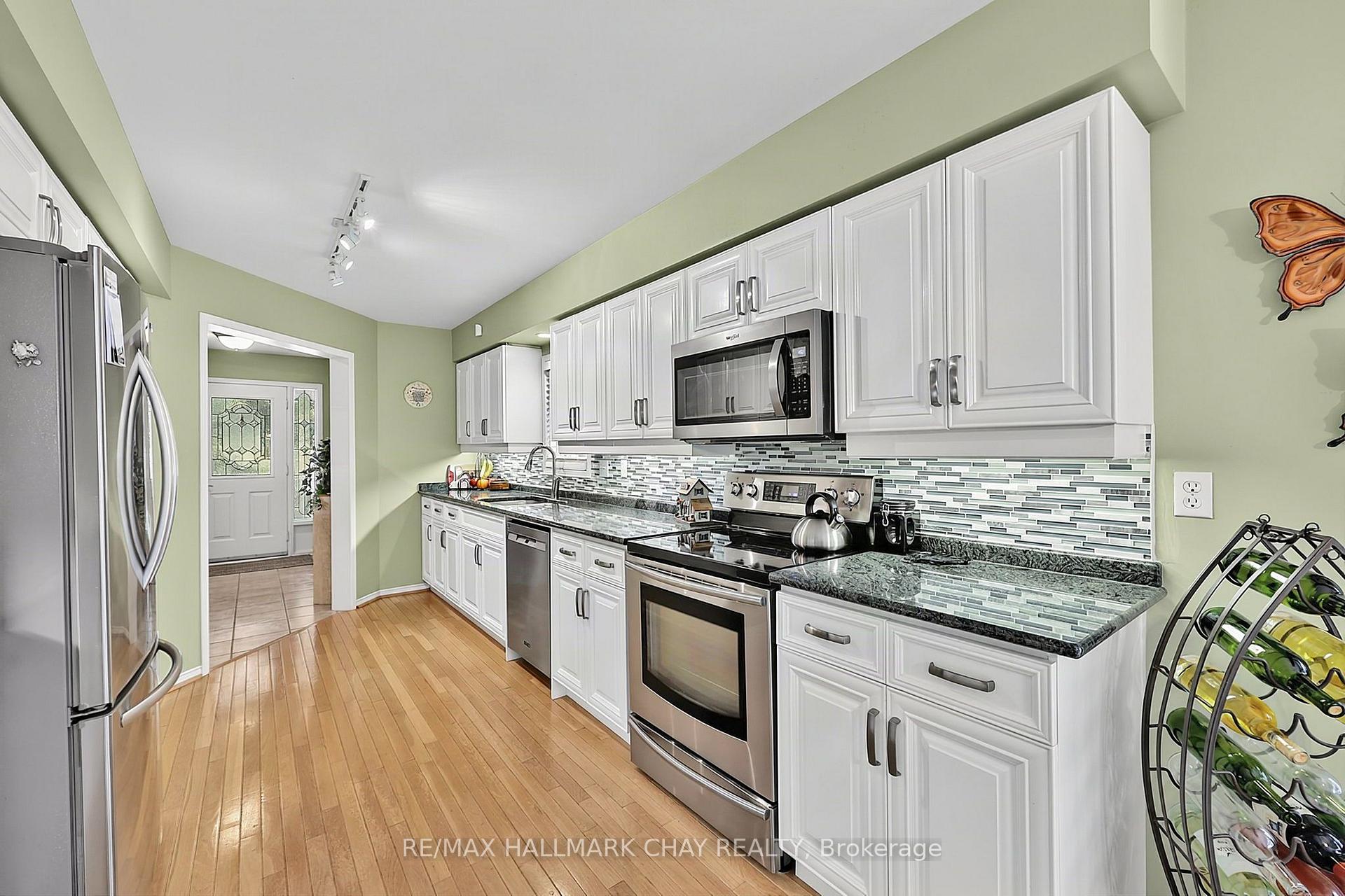 Photo 5 of Unit 24, 204 Riverview Road, New Tecumseth, Rural New Tecumseth — HOMEH