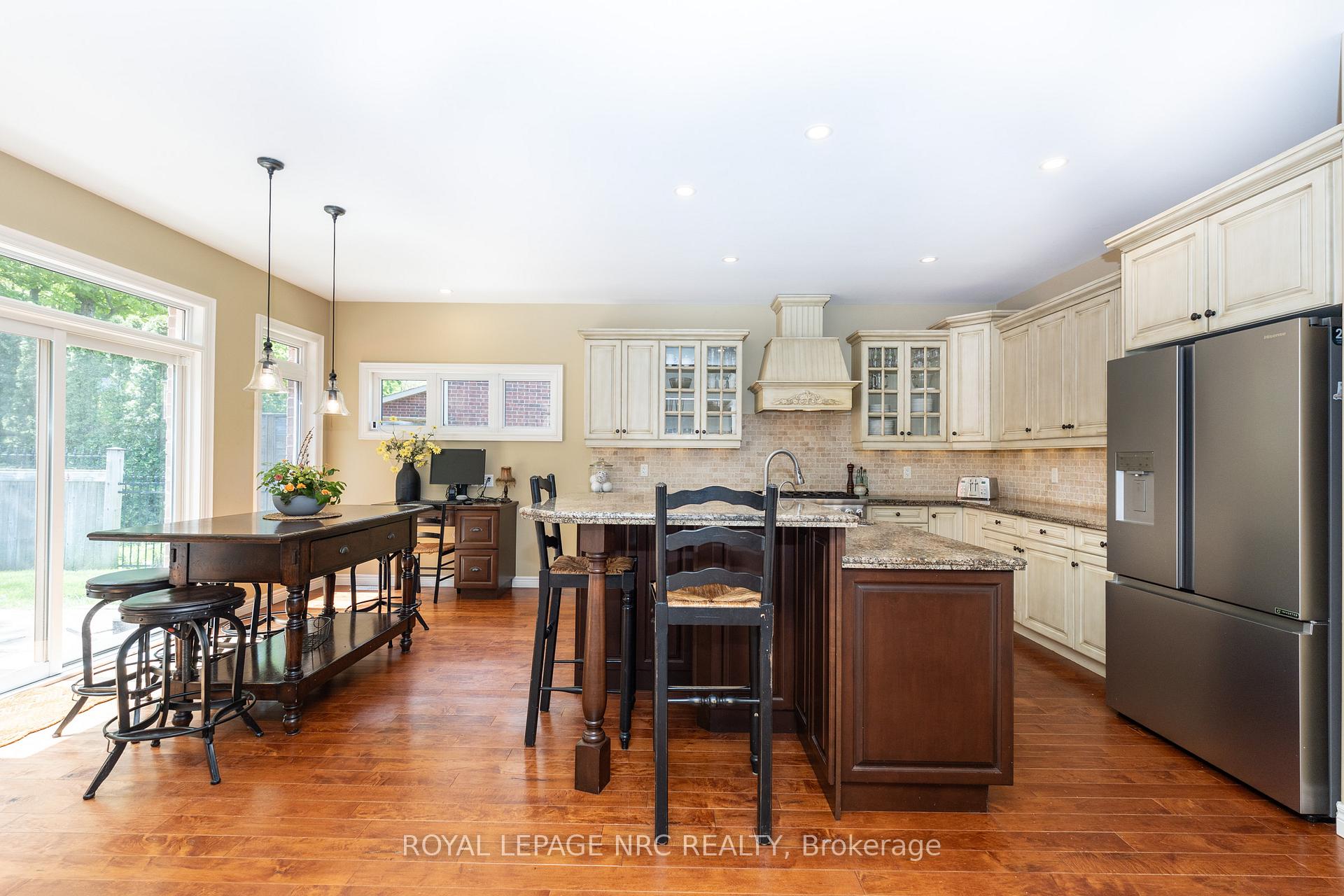 Photo 17 of 27 Bell Avenue, Grimsby, Grimsby East — HOMEH