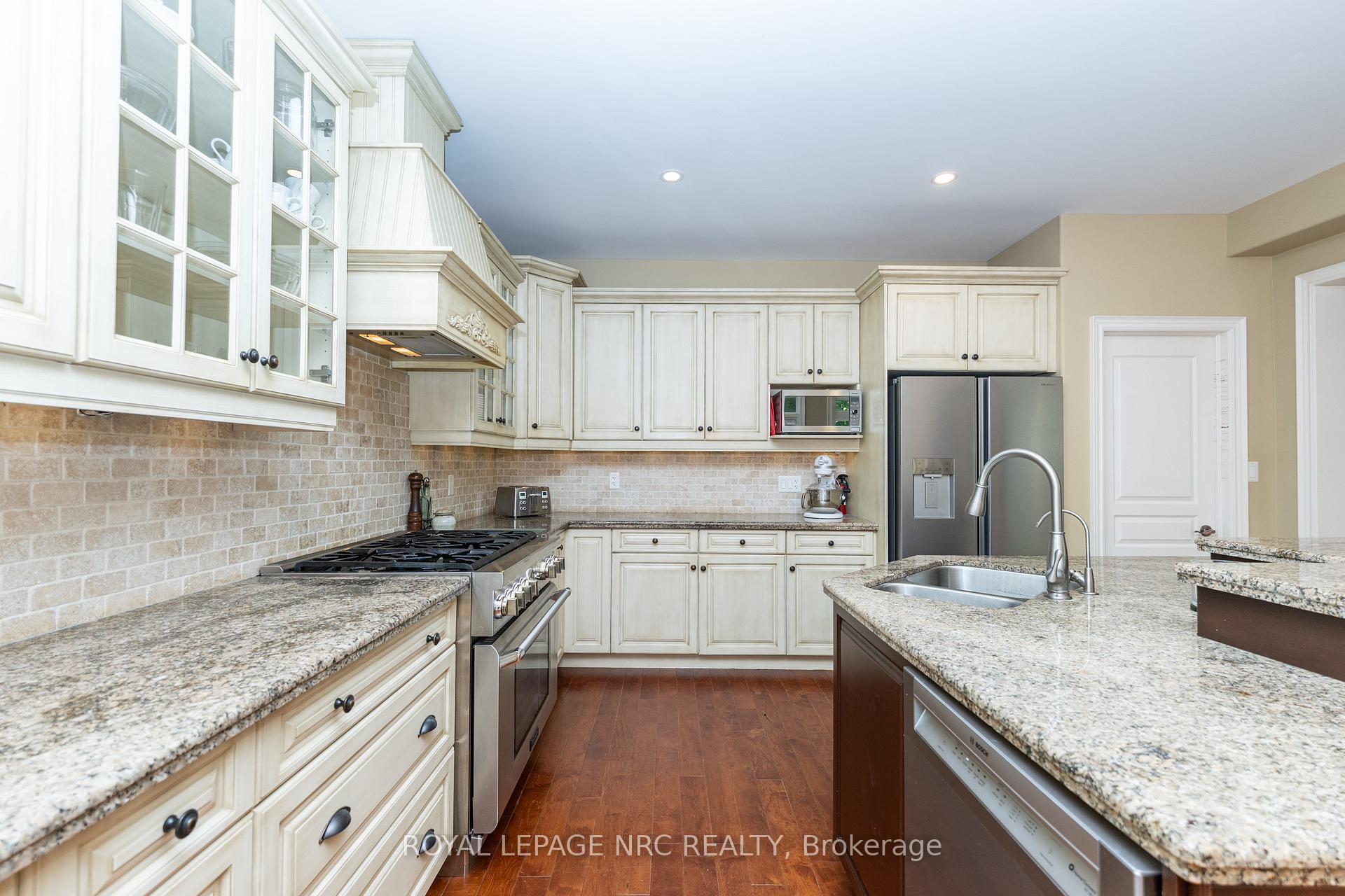 Photo 19 of 27 Bell Avenue, Grimsby, Grimsby East — HOMEH