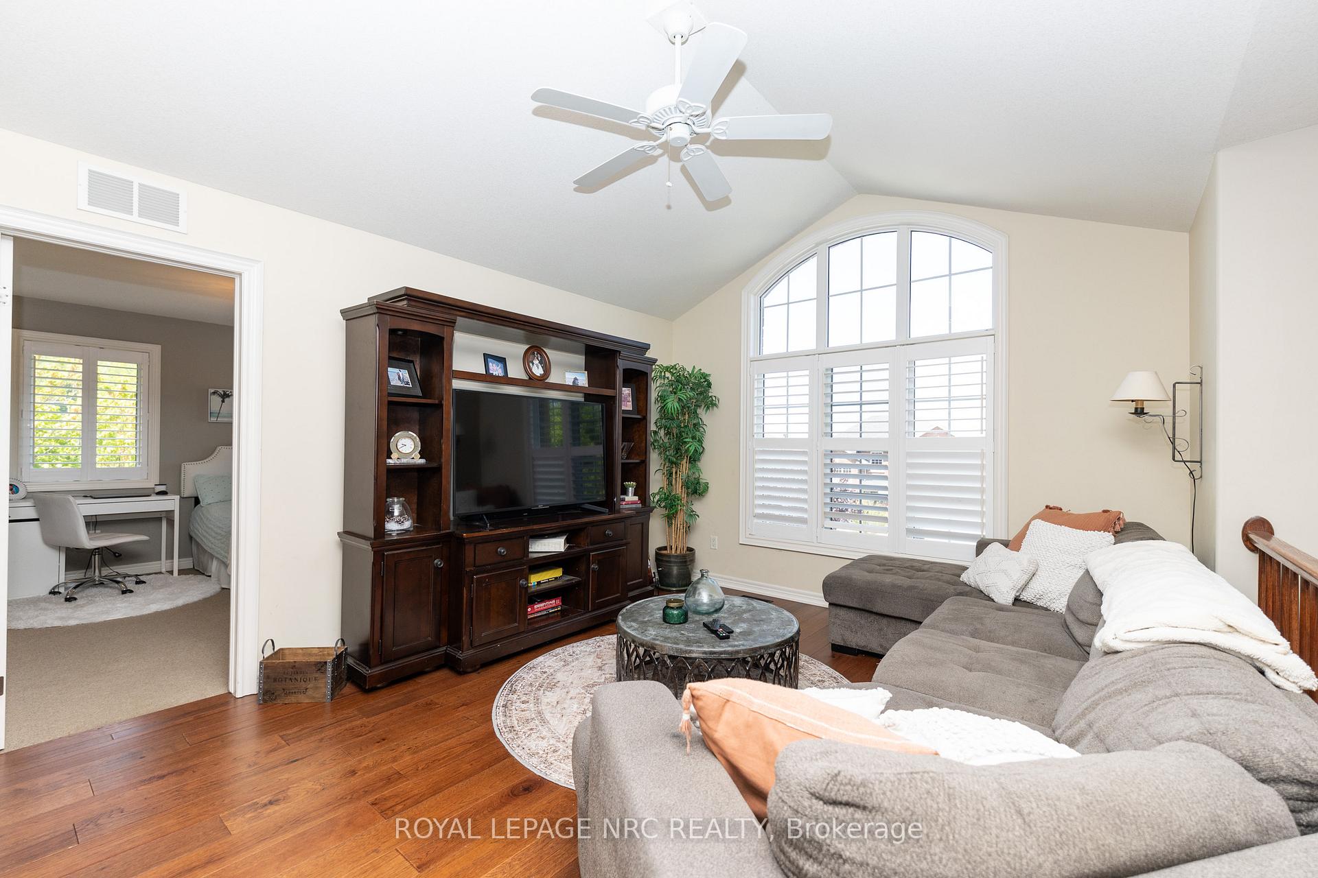 Photo 35 of 27 Bell Avenue, Grimsby, Grimsby East — HOMEH