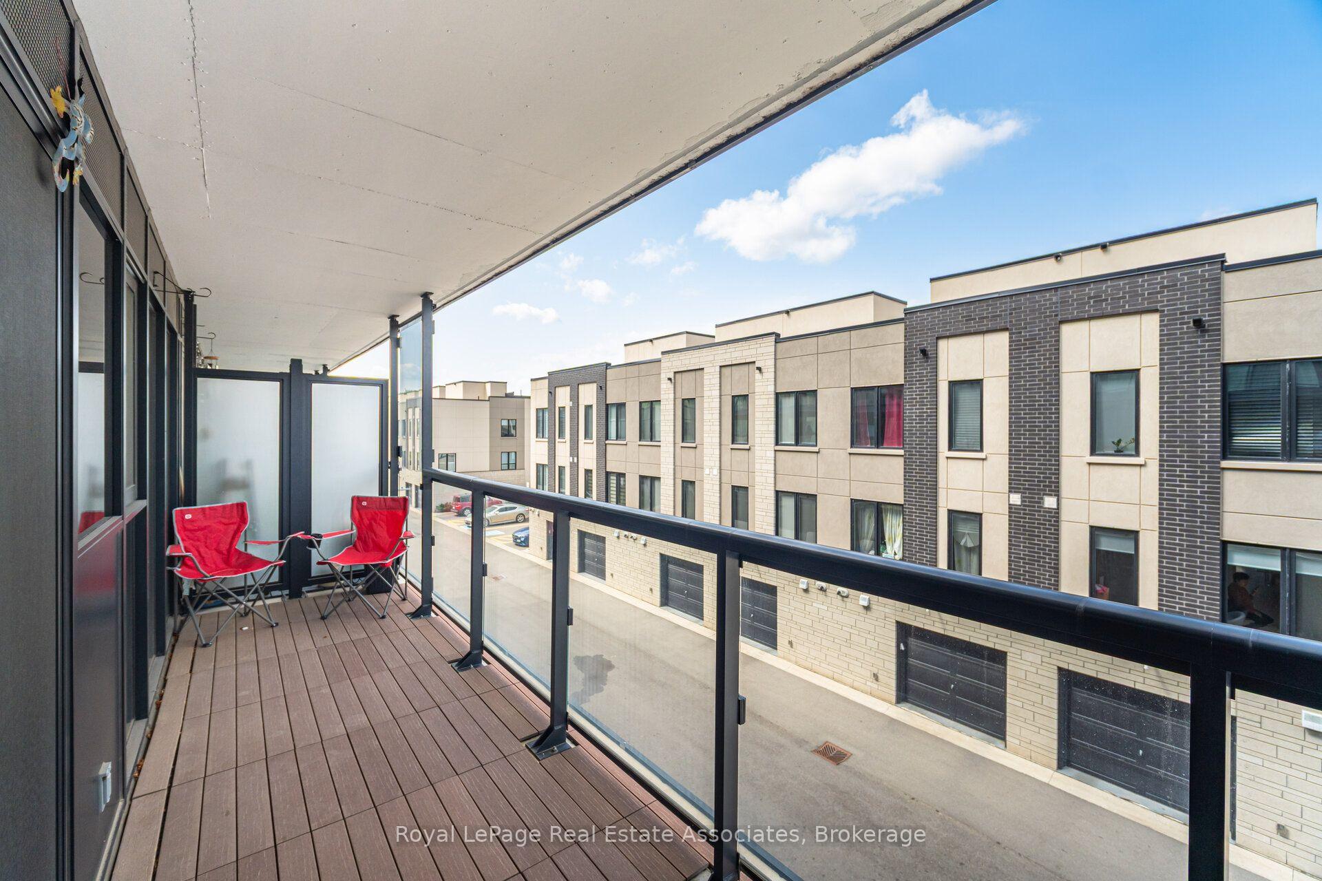 Photo 21 of Unit B327, 1119 Cooke Boulevard, Burlington, Bayview — HOMEH