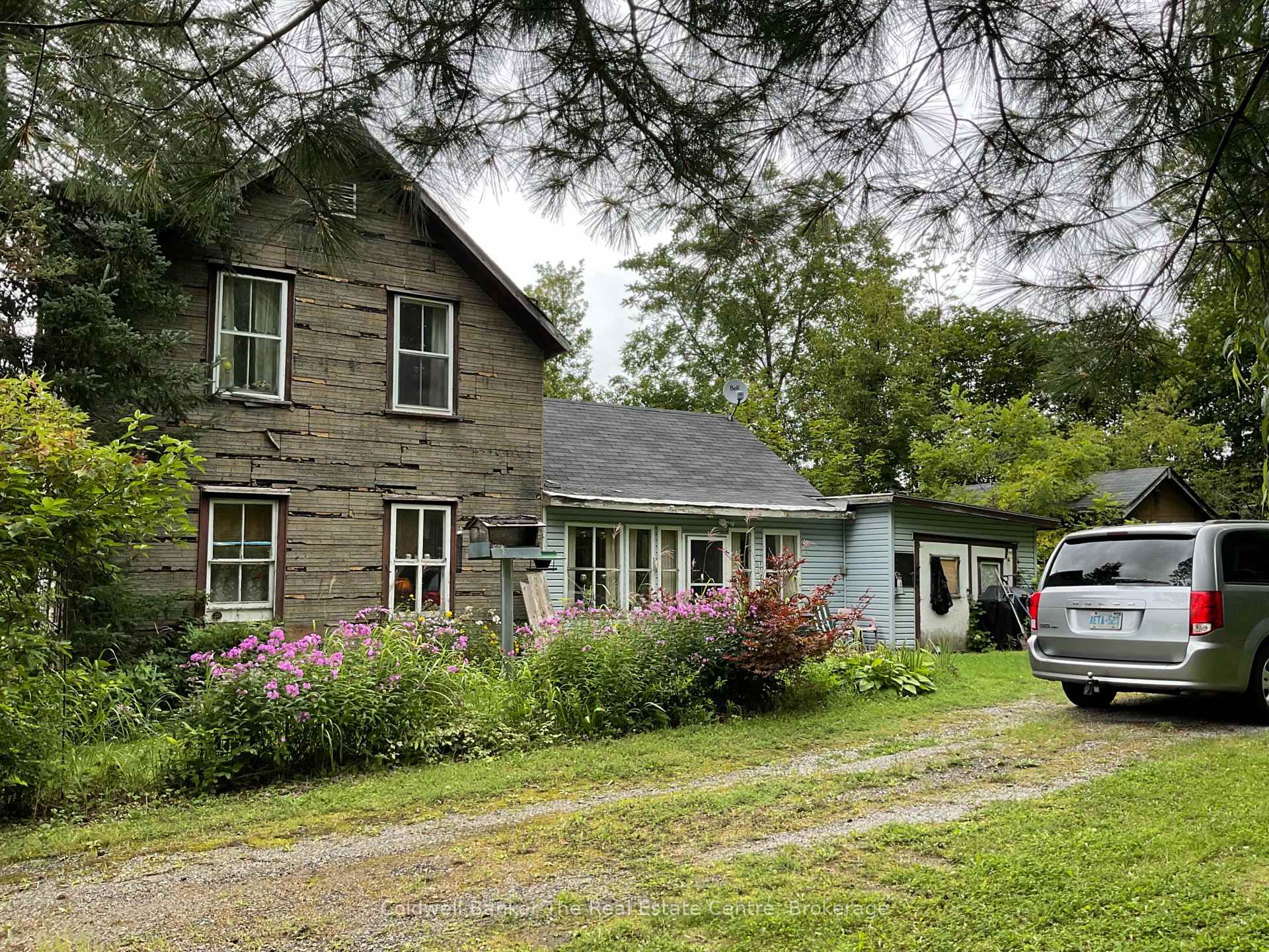 Photo 2 of 610 John Street S, Gravenhurst, Muskoka (S) — HOMEH