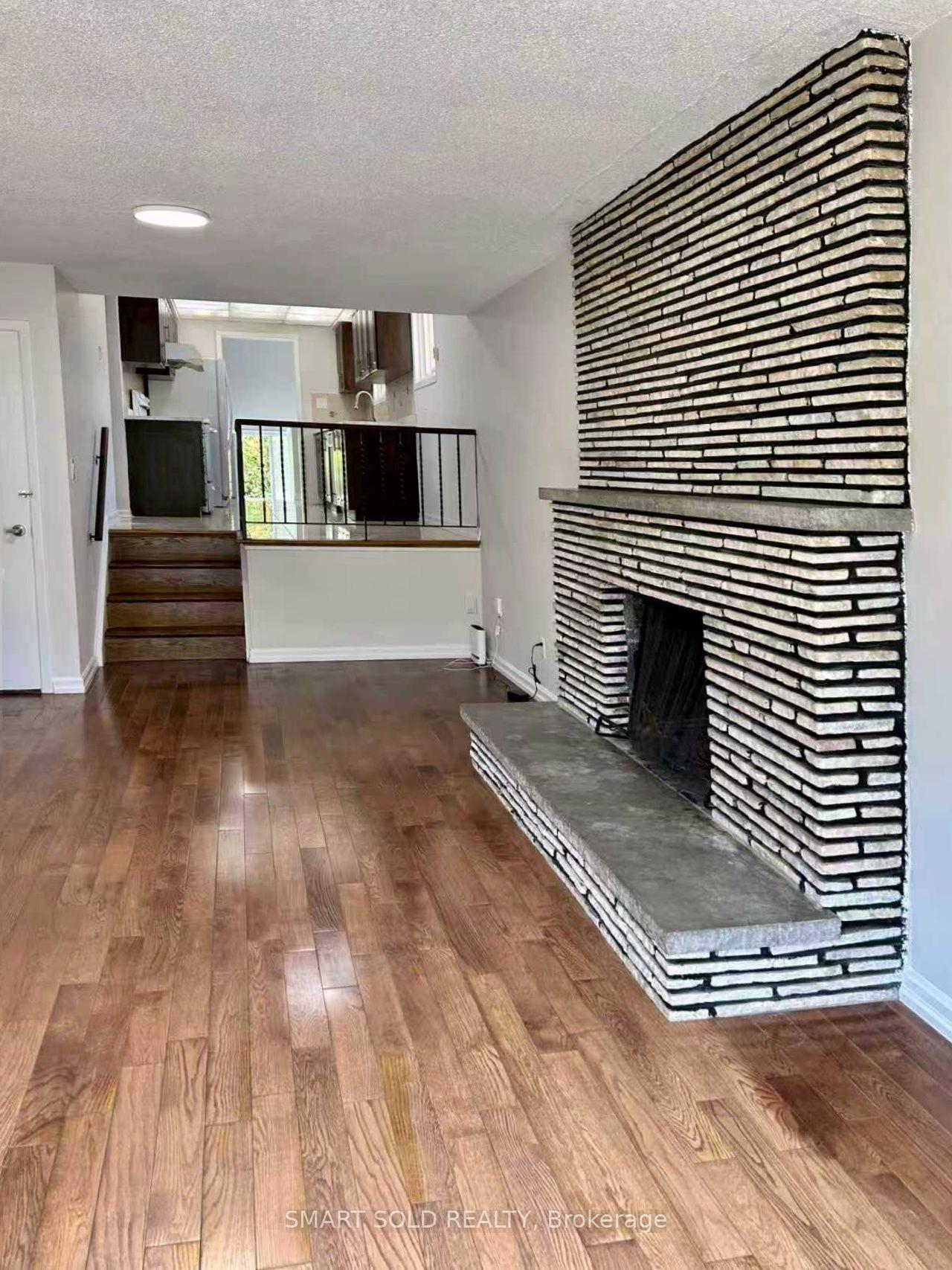 Photo 3 of Unit Main + Upper, 31 Silas Hill Drive, North York, Don Valley Village — HOMEH