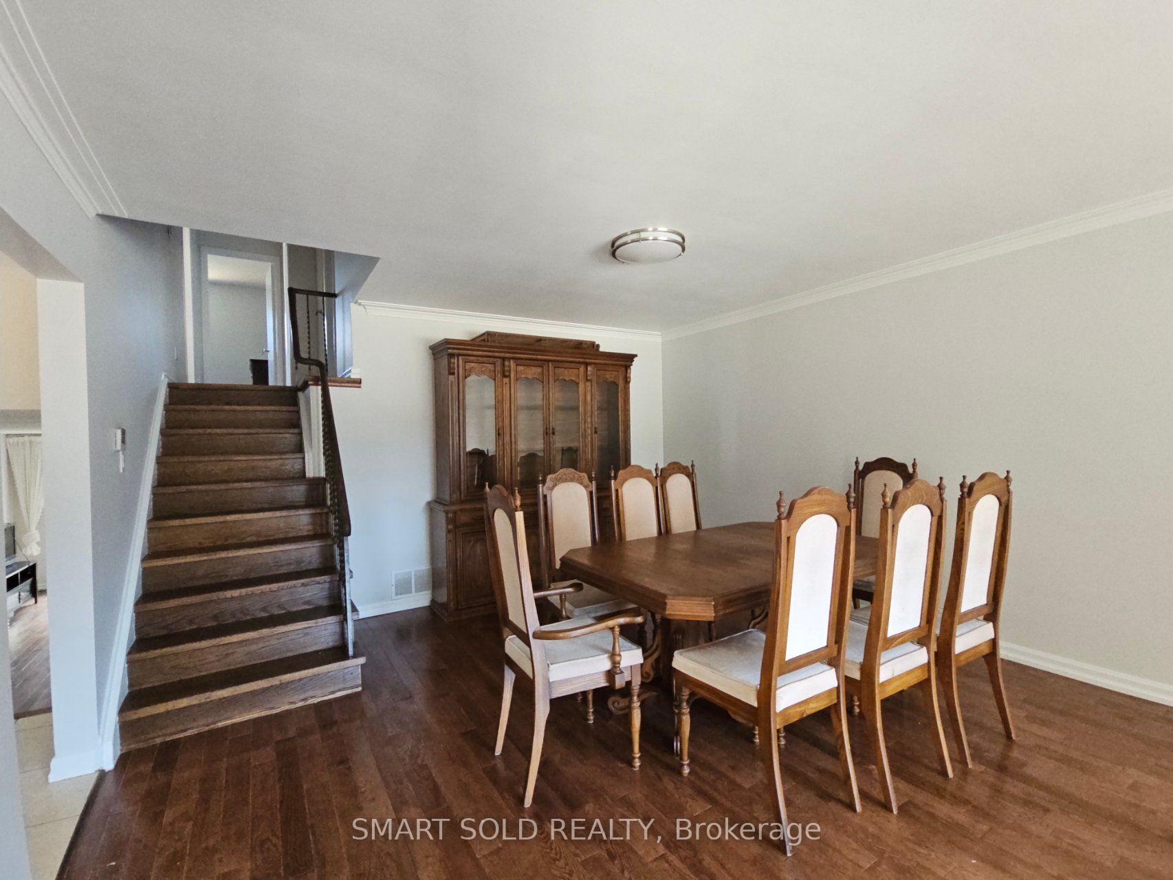 Photo 6 of Unit Main + Upper, 31 Silas Hill Drive, North York, Don Valley Village — HOMEH