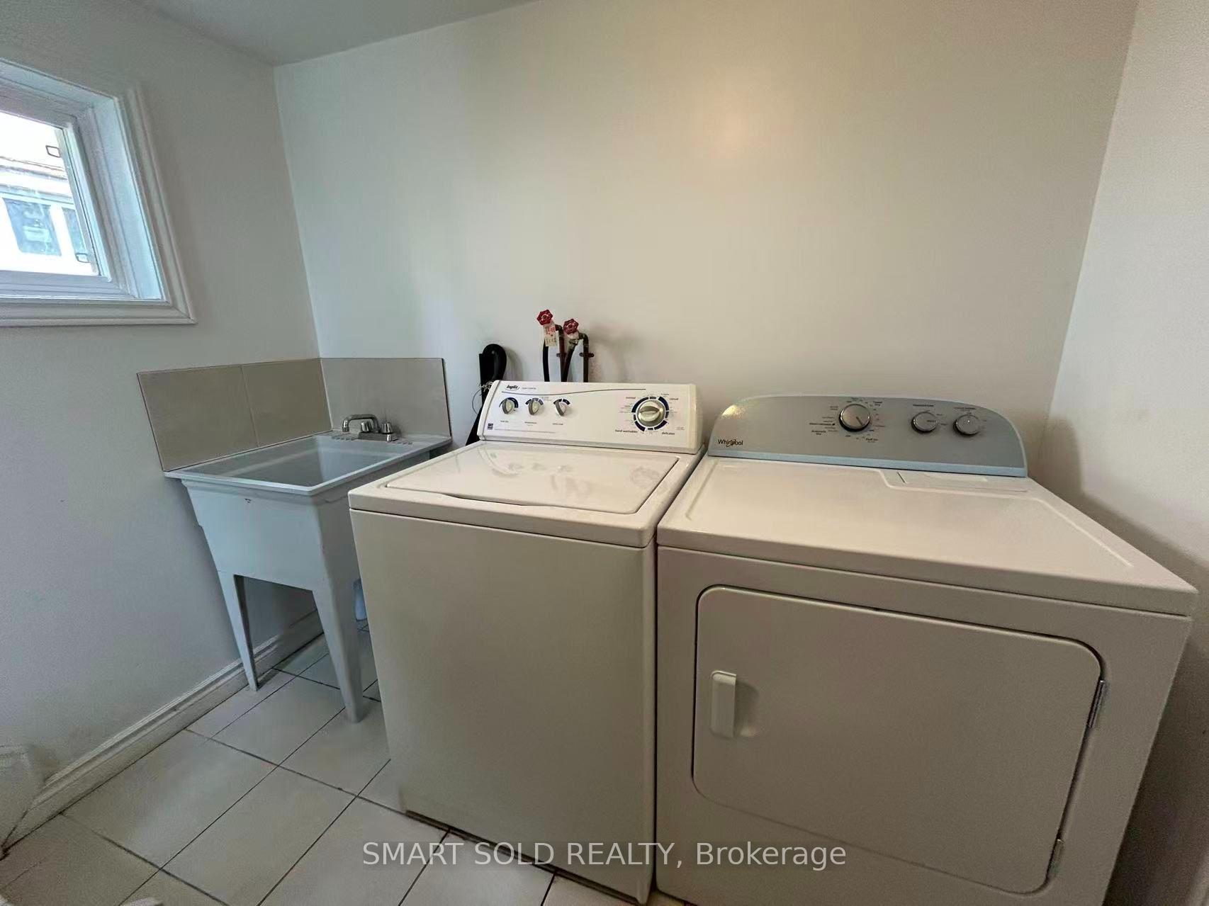 Photo 12 of Unit Main + Upper, 31 Silas Hill Drive, North York, Don Valley Village — HOMEH