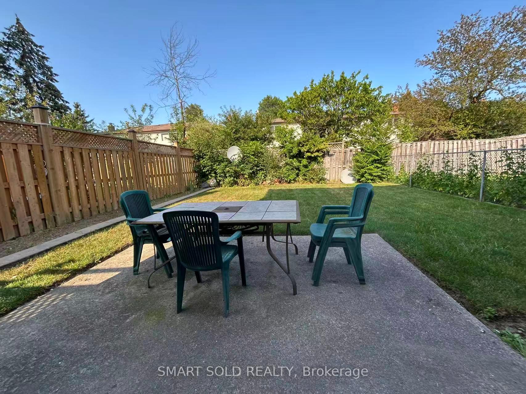 Photo 16 of Unit Main + Upper, 31 Silas Hill Drive, North York, Don Valley Village — HOMEH